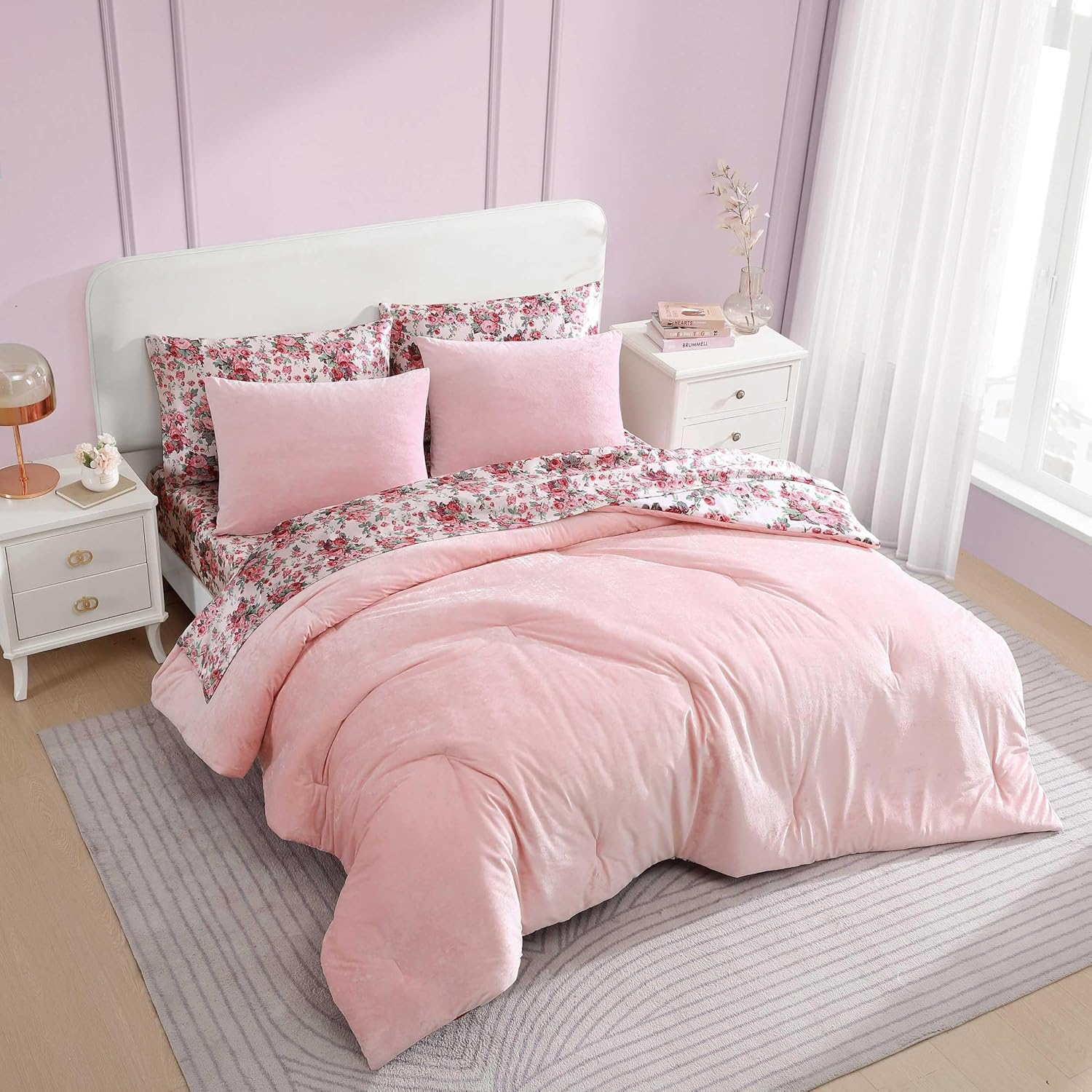 Betsey Johnson - Twin Duvet Cover Set, Velvet Bedding with Matching Sham, Floral Home Decor, Oeko-Tex Certified (Velvet Solid Pink, Twin) image number 3