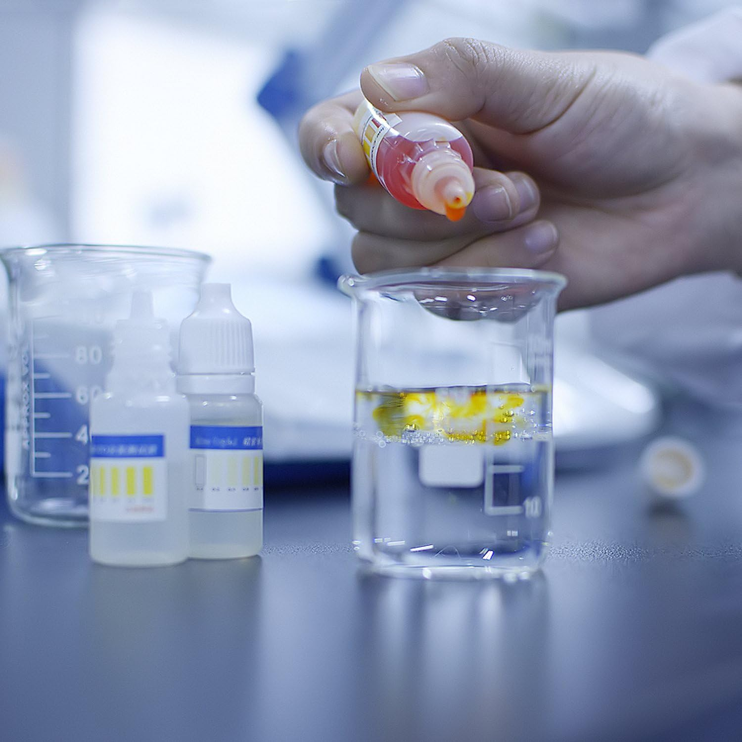 Jespeker 50 PCS 10Ml Plastic Dropper Bottle Drop Bottles Empty Squeezable Eye Liquid Essential Oil Squeeze Bottle Small Dropper Refillable Containers with Caps image number 5