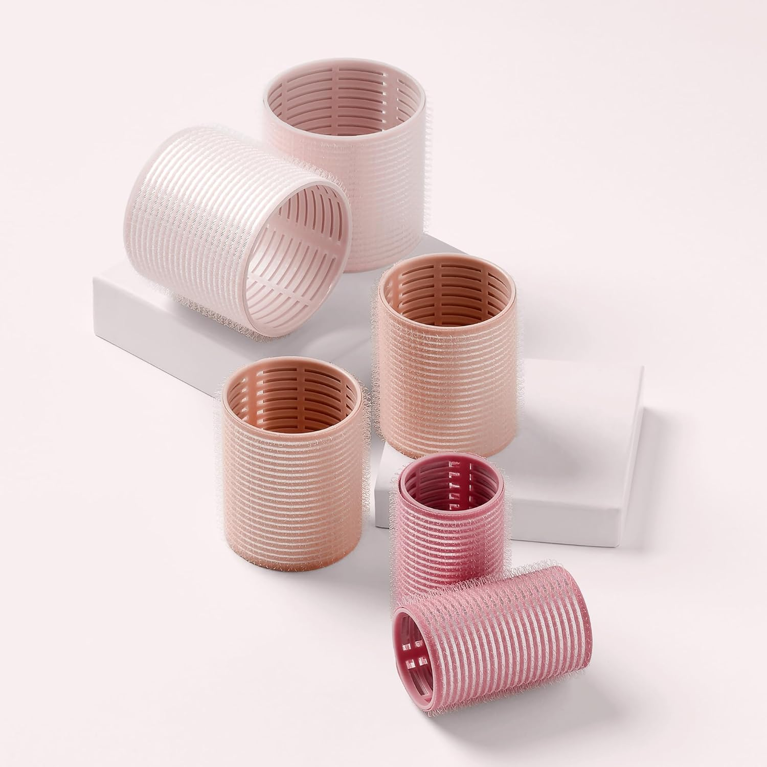 The Hair Edit Pump up the Volume Ceramic Thermal Rollers - 6 Assorted Self Grip Hair Rollers with Storage Bag image number 3