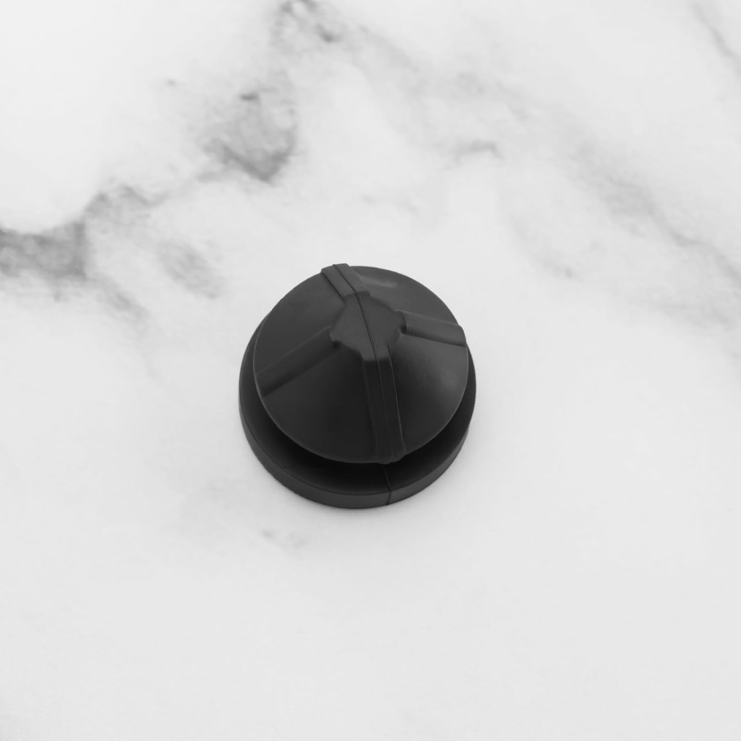 Be in Your Mind 4Pcs Rubber Air Filter Housing Grommet Replacement Part 07C133588P Compatible with Audi A1 A3 A8 Q2 Compatible with SEAT Compatible with Skoda Compatible with VW Golf image number 6