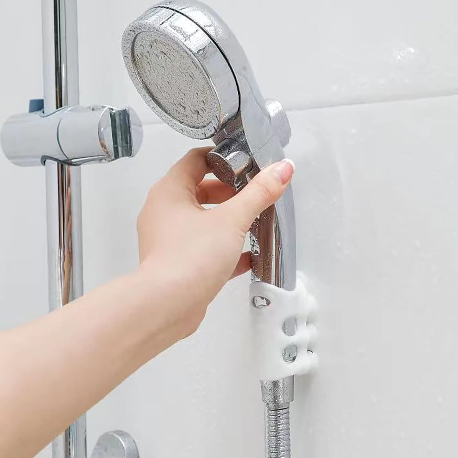 Silicone Shower Bracket Shower Head Holder, Tunghey Shower Head Suction Cup Holder Silicone Relocatable Wall Shower Head Holder without Drilling Adhesive Mount Bracket for Kid Adult (2Pack)