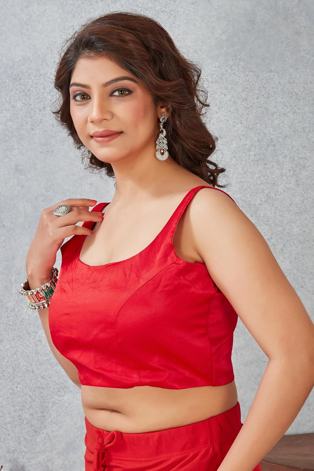 Womens Solid Sleeveless Blouse Crop Top Designer Saree Blouse for Party & Festive Wear image number 4