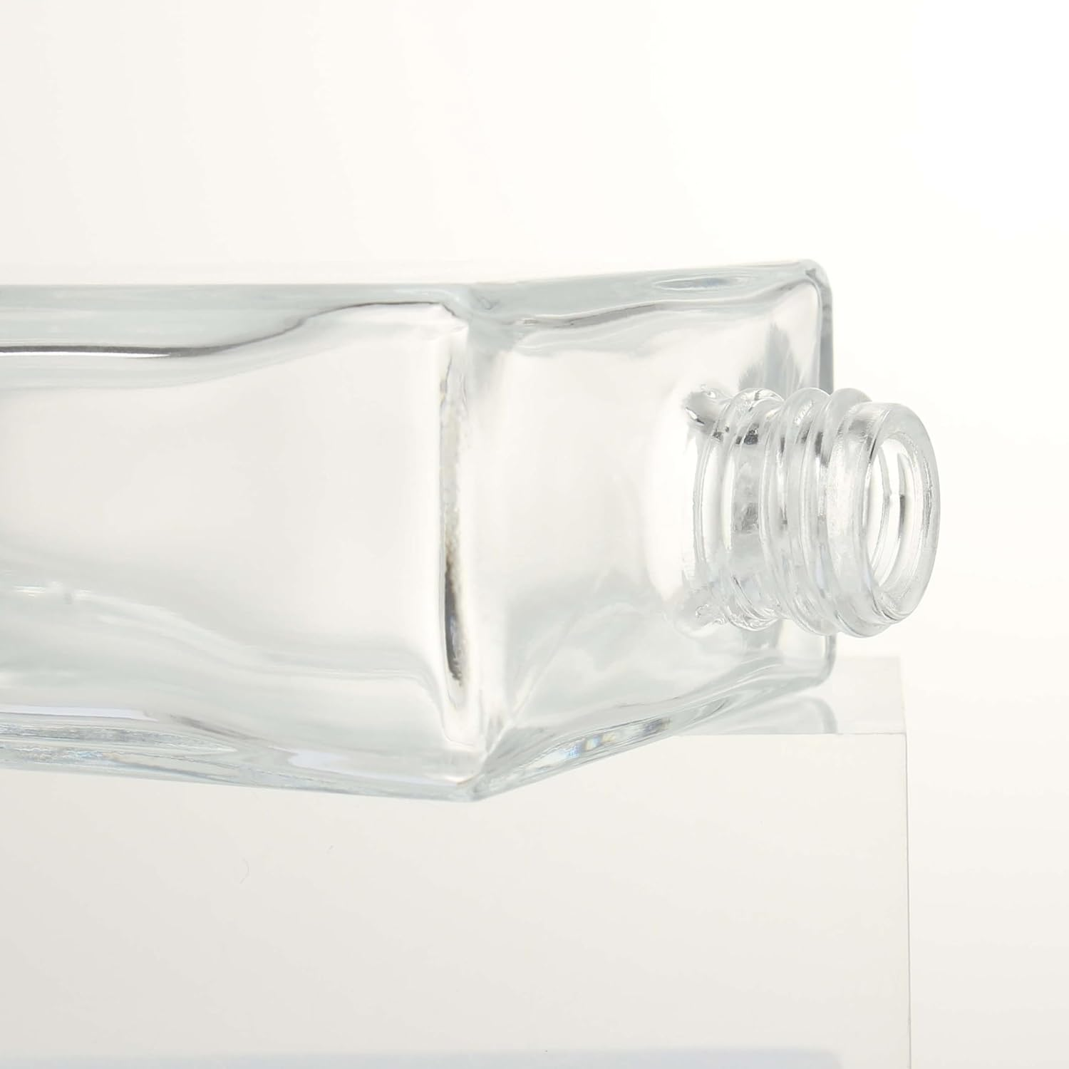 COSIDEA 3 Pcs Empty 3.33Oz / 100Ml Empty Clear Flat Glass Dropper Bottles Droppers for Oils Bamboo Cap Essential Oil Bottle Travel Serum Containers image number 3