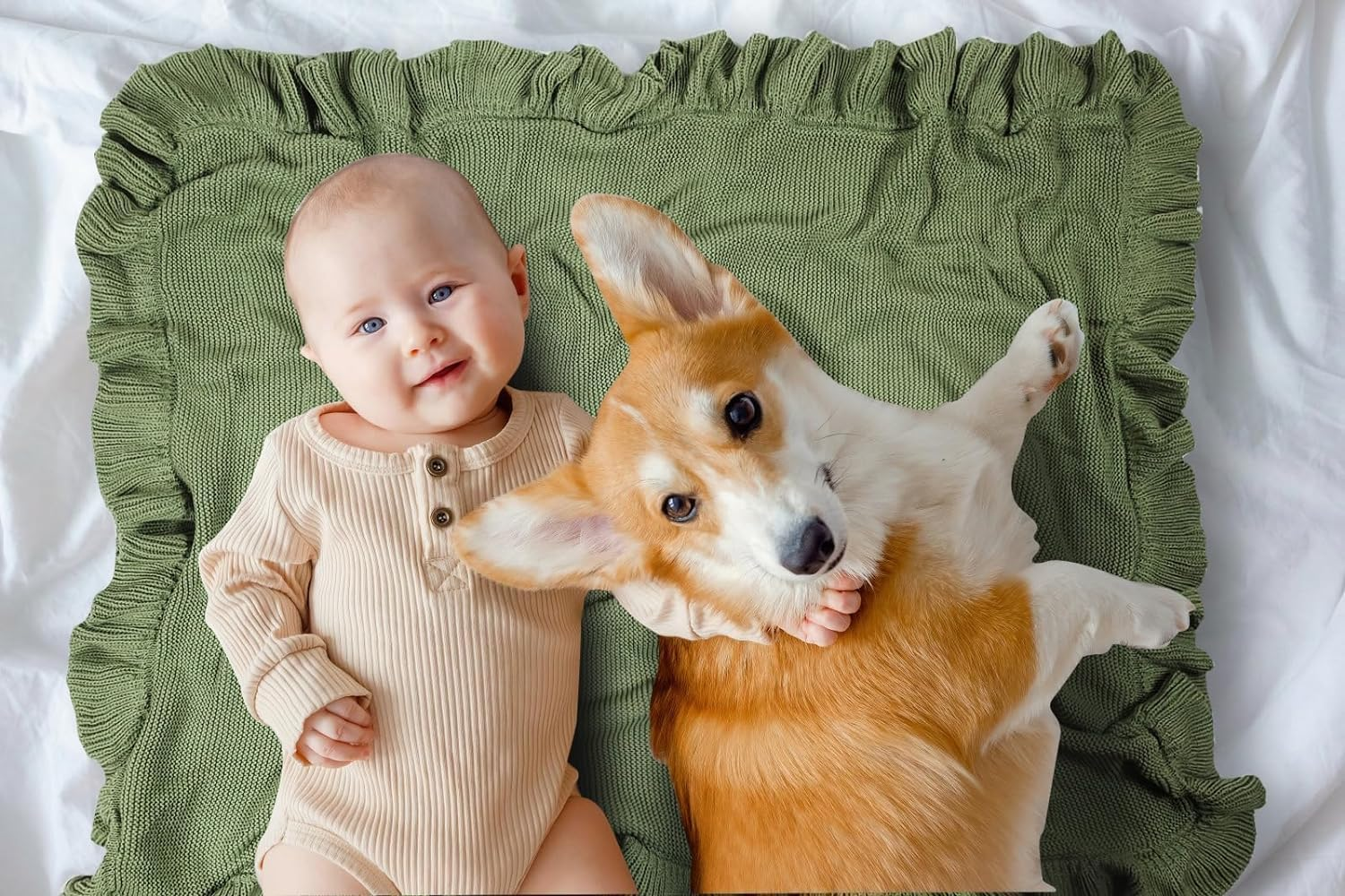 Knit Baby Blanket &ndash; 27.5"X35.4" Baby Blanket for Newborn Girl and Boy &ndash; Receiving Swaddle Blanket&ndash; Soft Knitted Baby Blanket &ndash; Baby Gifts for Baby Shower (White)