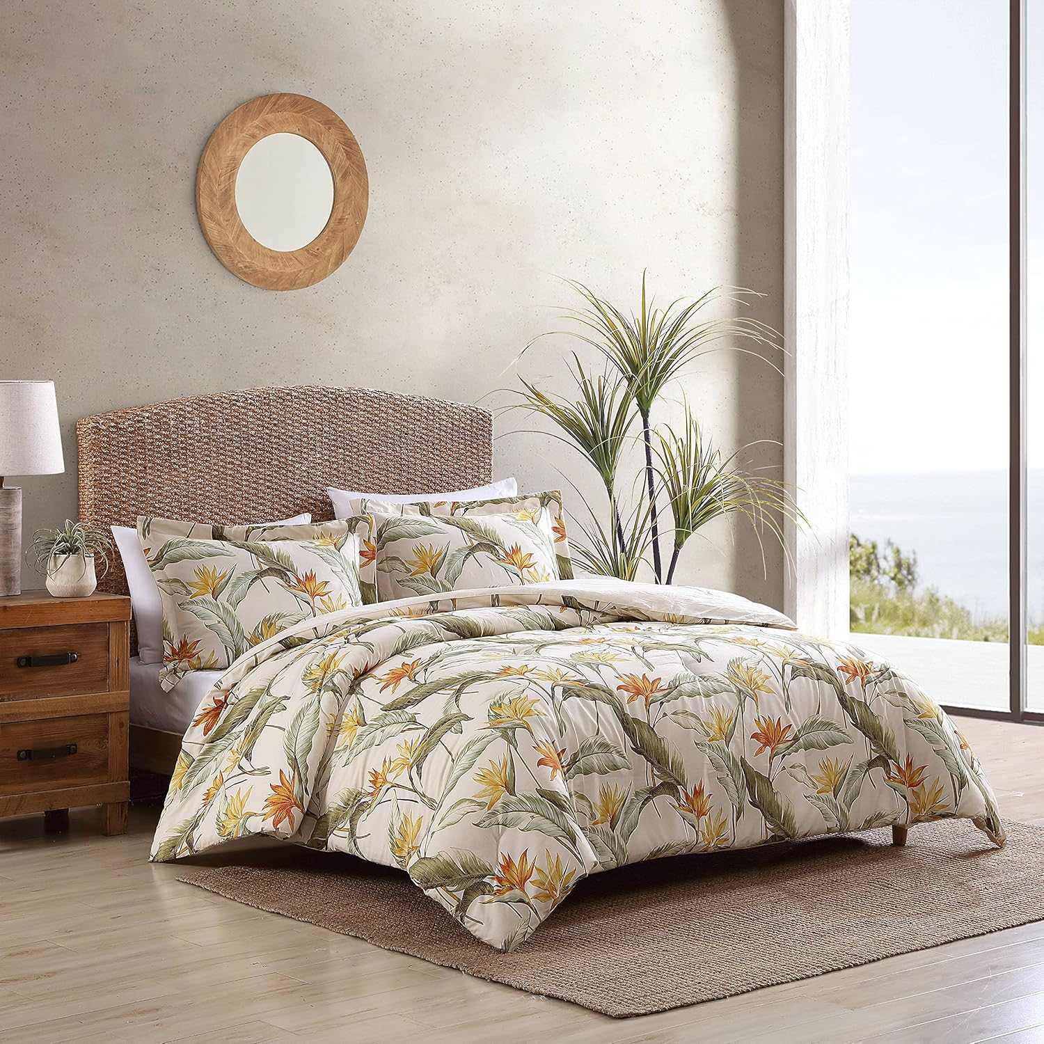 Tommy Bahama - Queen Duvet Cover Set, Cotton Bedding with Matching Shams & Button Closure, All Season Home Decor (Birds of Paradise Off-White, Queen) image number 3