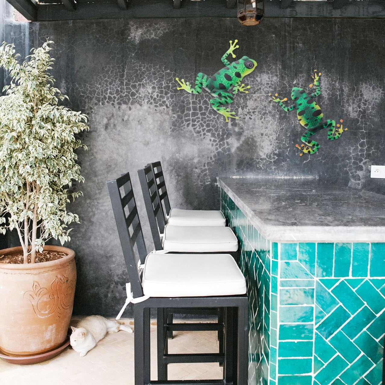 LIFKOME Creative Household Decor Vivid Iron Frogs Decor 2Pcs Iron Wall Hanging Sculptures Artistic Home Craft for Interior Wall Decoration image number 1