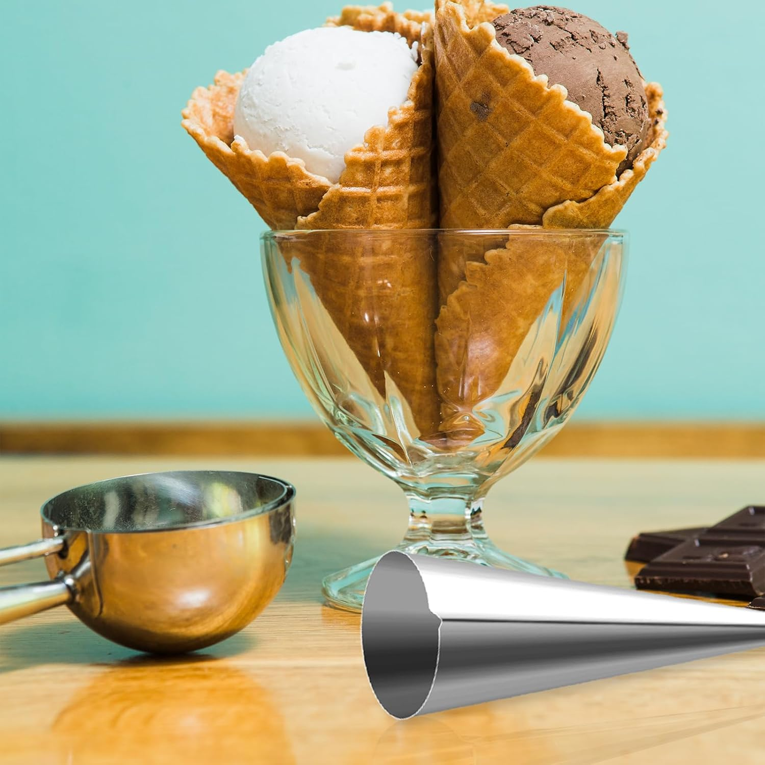 TEAONE Cone Shaped Baking Mold, 20 PCS Cream Horn Molds for Cream Roll, Ice Cream, Egg Roll (12.4 X 3.4Cm/4.88 X 1.33In)