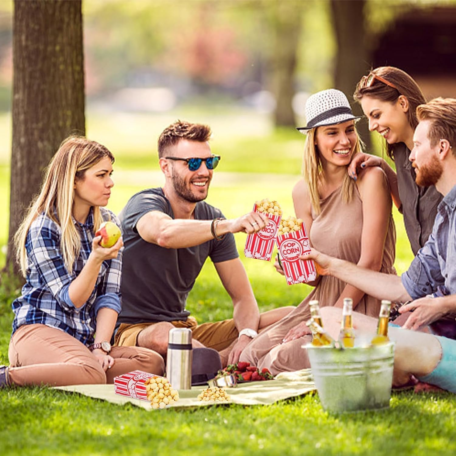 100 Pack Paper Popcorn Bags, 1 Oz, Small Individual Servings, Bulk for Popcorn Machine, Party, Movie Nights, Carnival (100) image number 1