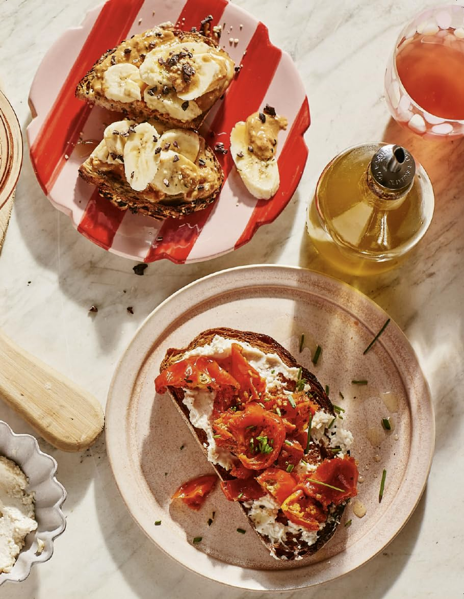 Soph'S Plant Kitchen: Delicious High Protein Recipes to Fuel You for Life: Your New Bible for Wholefood, Plant Based, Protein Packed Eating image number 3