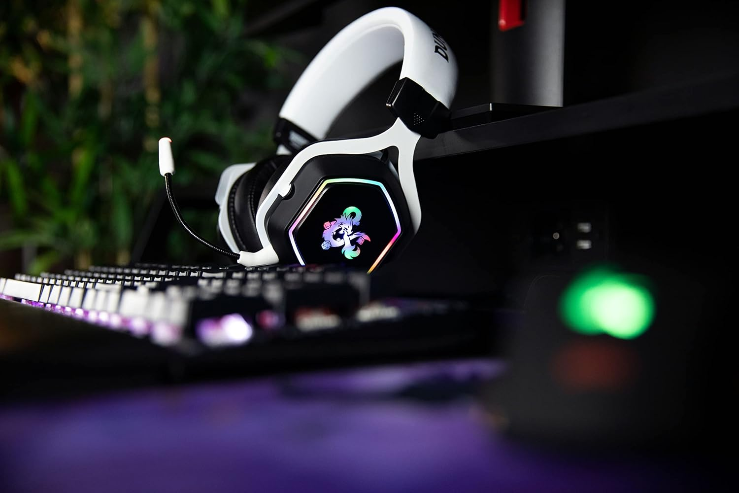 Konix Dungeons & Dragons Gaming-Headset Rainbow F&uuml;r PC - 50 Mm Lautsprecher - Mikrofon - 2 M Usb-Kabel - Hintergrundbeleuchtung - Wei&szlig; Und Schwarz