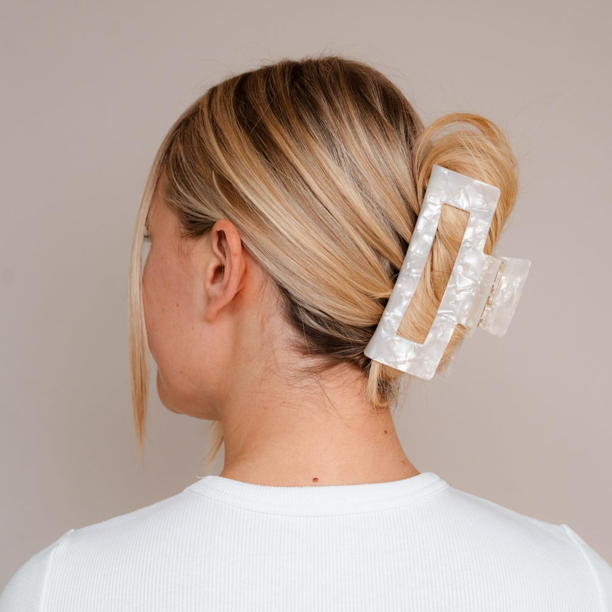 CLAIDE XL Hair Claw Clamp (12.5 Cm) - Innovative Double Spring Technology, Extra Strong Hold for Thick & Long Hair - Handmade from Organic Acetate - Comfortable & Gentle on the Head (White) image number 3