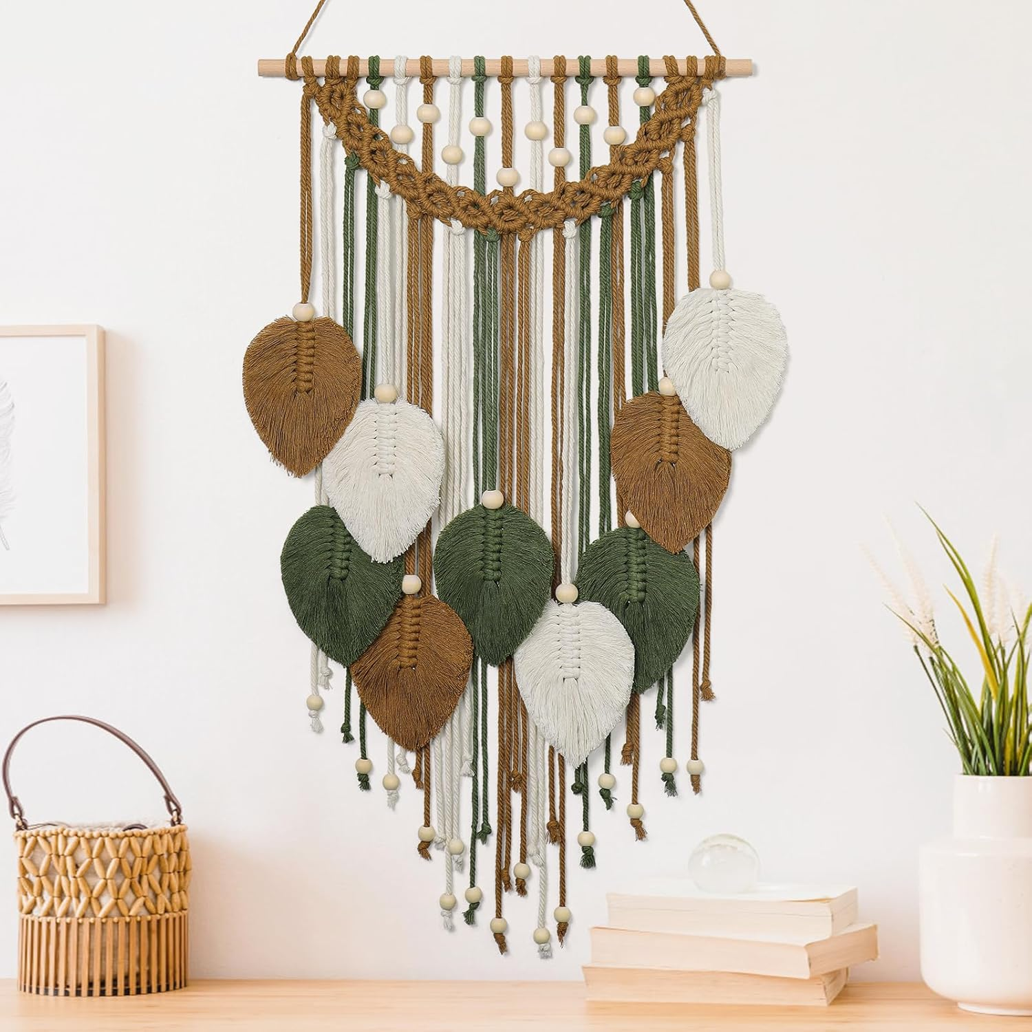 Weldomcor Macrame Wall Hanging Boho Leaf Woven Tapestry, Bohemian Chic Home Decor Modern Handmade Leaves Feather Wall Art Decorations for Bedroom Living Room Apartment Ornament (Green)