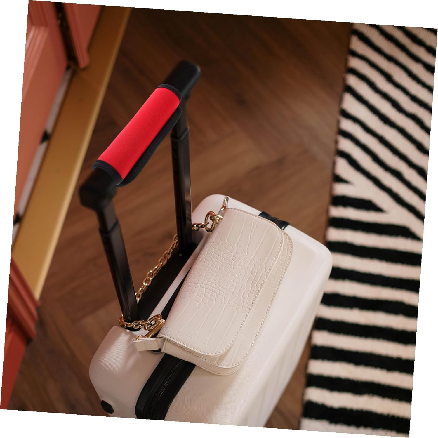 TOPPERFUN Neoprene Luggage Handle Wraps Comfortable Suitcase Hand Protector Cover Easy Install Travel Accessory with Fine Texture and Design for Secure Grip image number 3