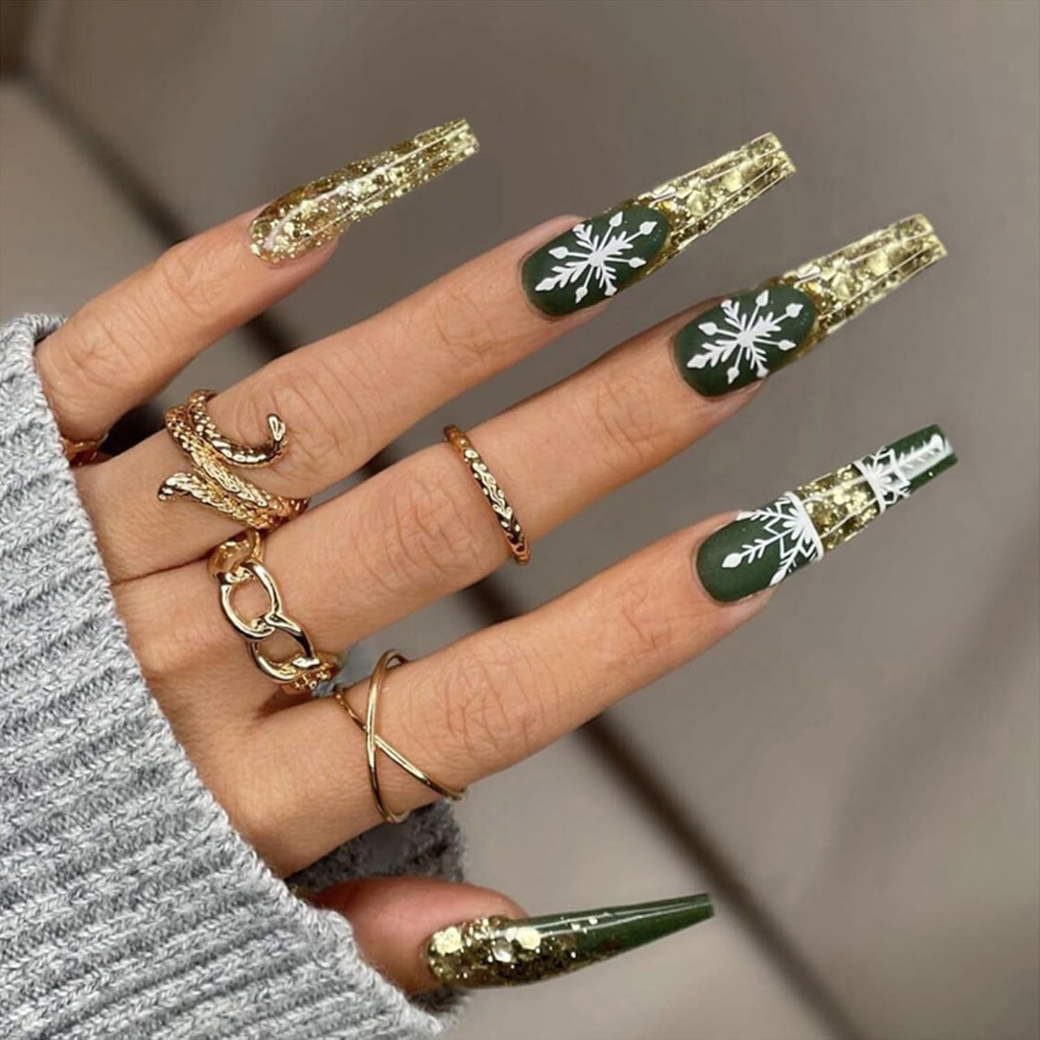 24 PCS Press on Nails Christmas Fake Nails Snowflake Fake Nails Gold Edge Fake Nails Green Fake Nails Long Fake Nails Gifts for Women and Girls (No.75) image number 5
