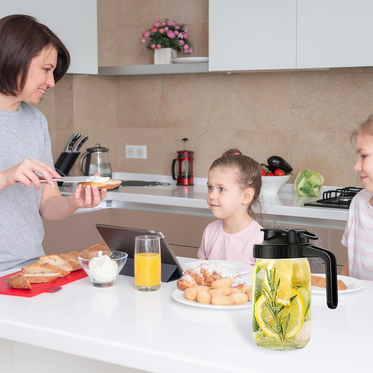 XURUIAU 32 Ounce Glass Mason Jar Water Bottle with Spout Handle Leak Proof Silicone Seal Ideal for Cold Brew Coffee Milk Juice Lemonade Breast Milk Storage and Other Beverages，Black image number 5