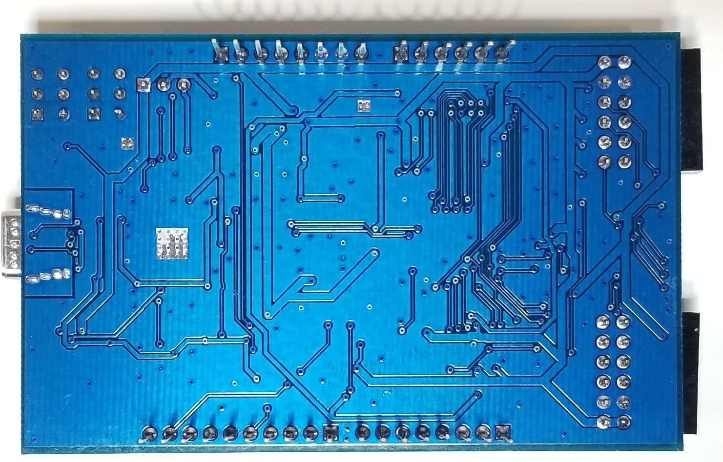 Intel/Altera MAX V CPLD Development Board - Unoprologic