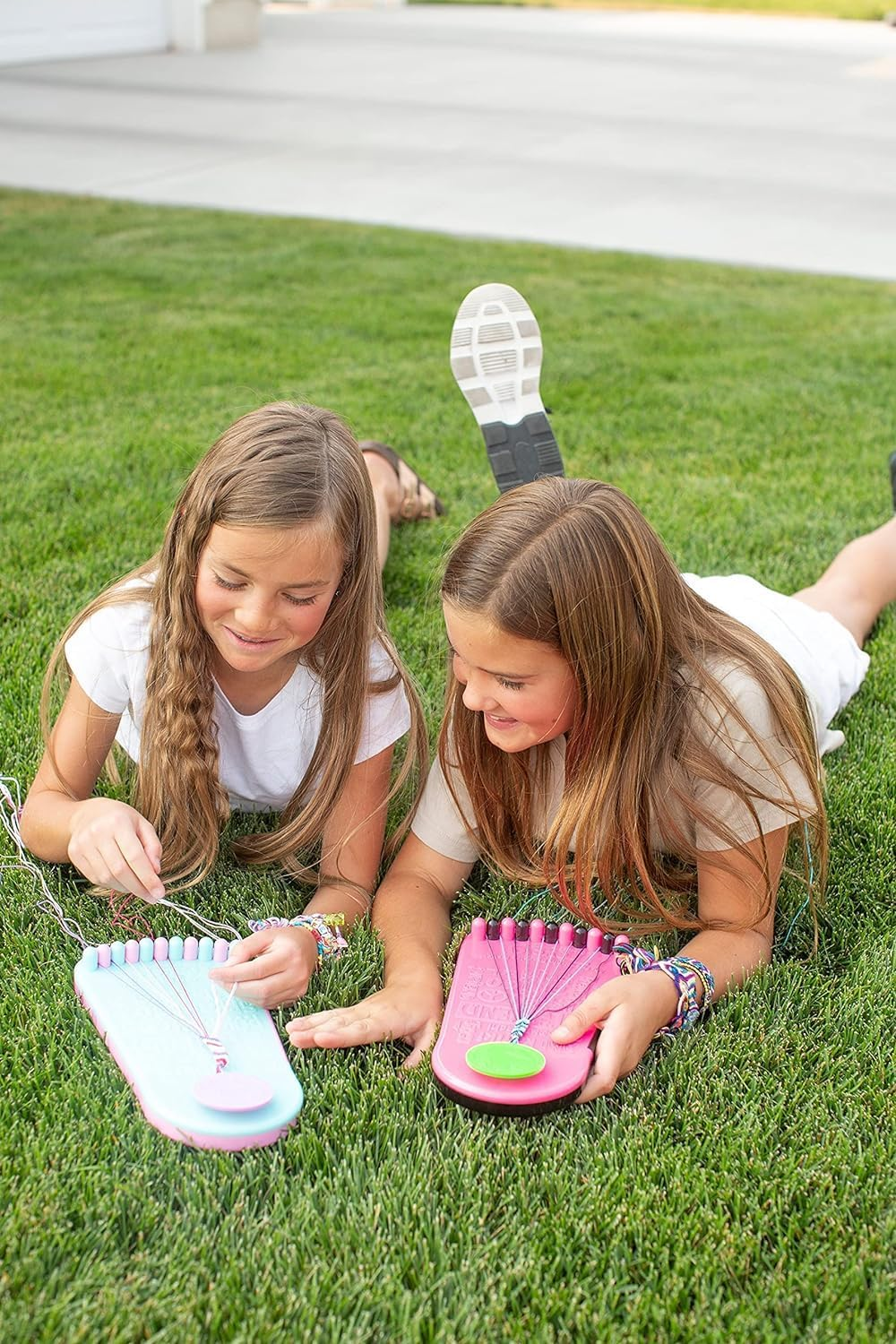 MKUCCD Friendship Bracelet Making Kit for Girls,Diy Arts and Crafts Toys,Jewelry String Maker Kit,Craft Kit, Kids Jewelry-Making Kit, Gifts for Girls 8-12 image number 6