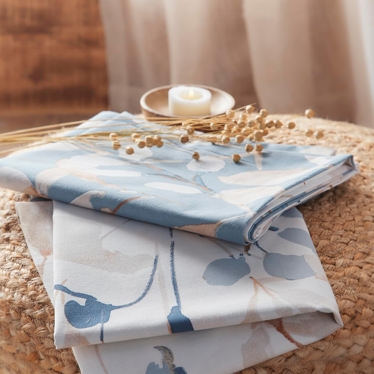 Drift Home - Eco-Friendly Floral Leaf Duvet Cover - King Bedding Size (230 X 220Cm) - Reversible Designs - Sustainable Recycled Cotton (BCI) - 2 Pillowcases - Blue/Natural Bedding with Leaf image number 3