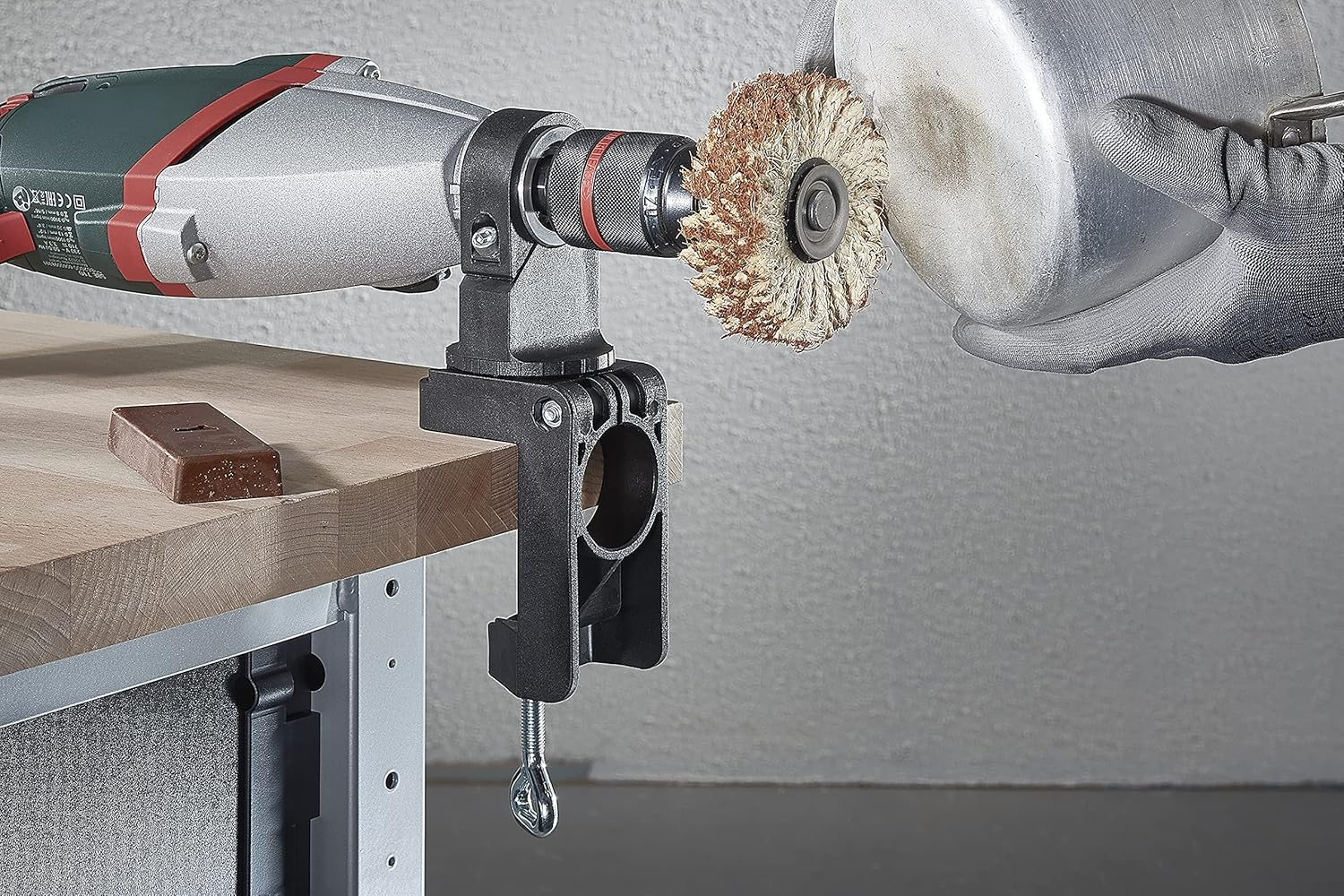 Wolfcraft Universal Drill Clamp, Plastic, Rotatable I 4802000 I Practical Aid for Holding Power Drills in Horizontal and Vertical Position image number 4