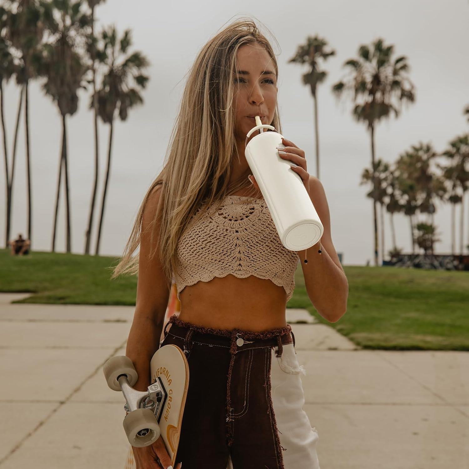 Bottle Bottle Insulated Water Bottle Coffee Tumblers with Dual-Use Lid and Straw Double Walled Iced Travel Coffee Mug for Woman and Man 24Oz Stainless Steel Tumbler with Handle（Ivory White） image number 5