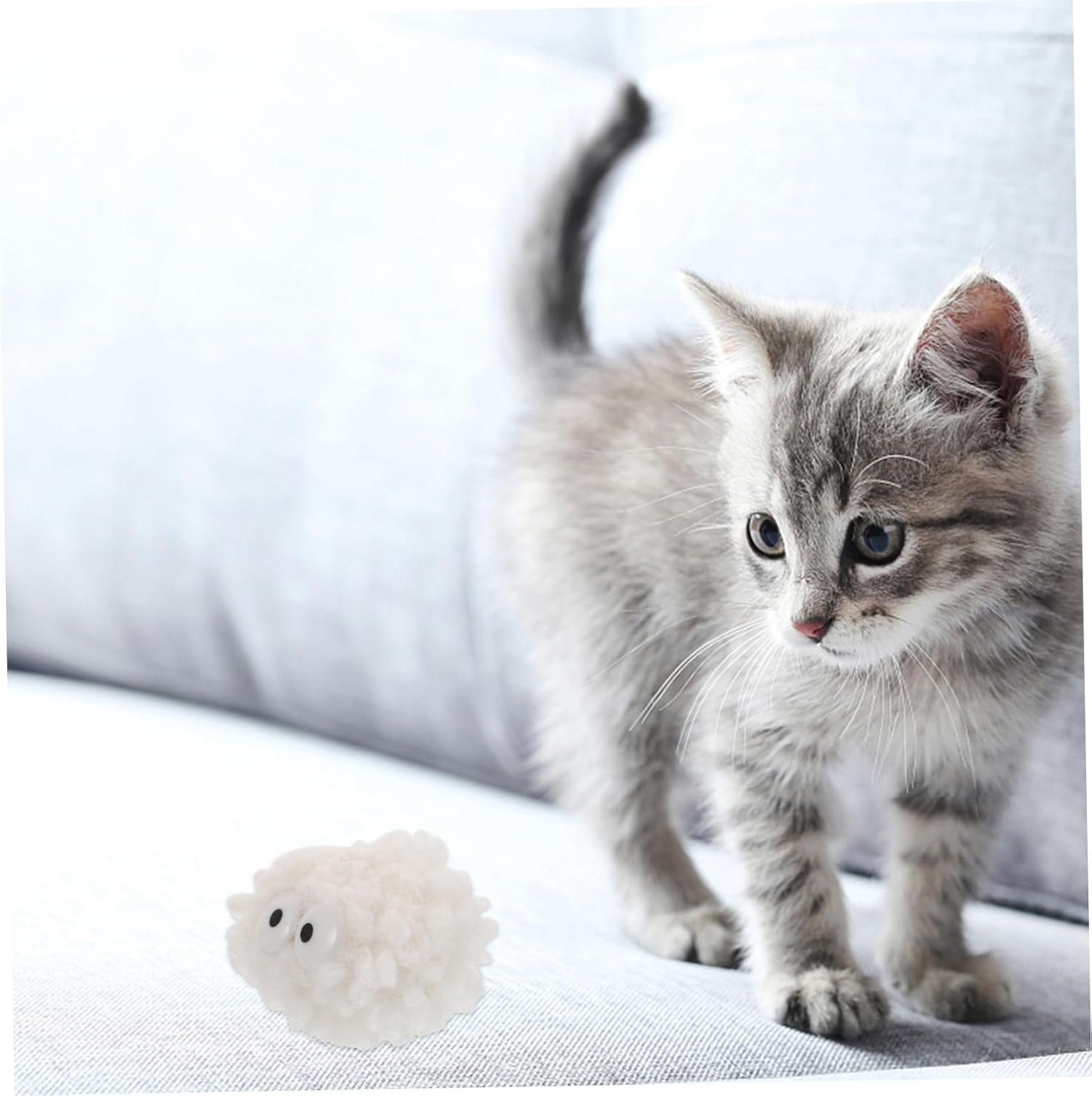 Ibasenice Fluffy Cat Pompom Balls for Entertainment Sound-Enhanced Toys for Cat Oral Care Gentle Paws image number 4