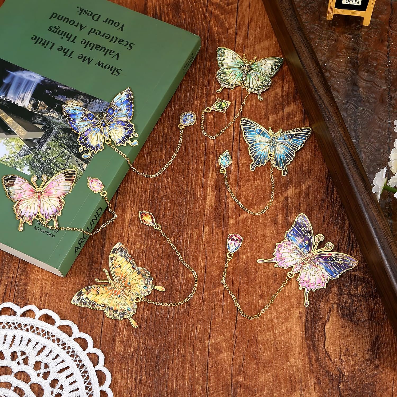 6 PCS Metal Bookmarks - Retro Oil Painting & Butterfly Designs for Women image number 1