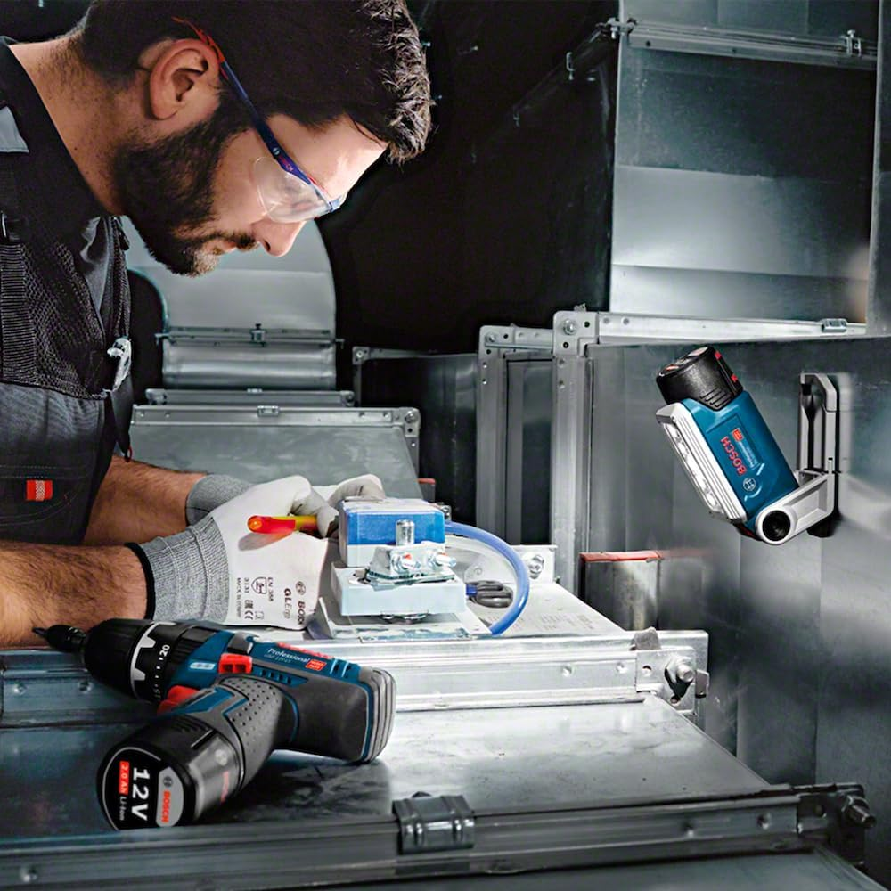 Bosch Professional 12V System GLI 12V-330 Cordless LED Worklight (330 Lumens, Operating Time: 180 Min/Ah, excluding Rechargeable Batteries and Charger, in Cardboard Box)