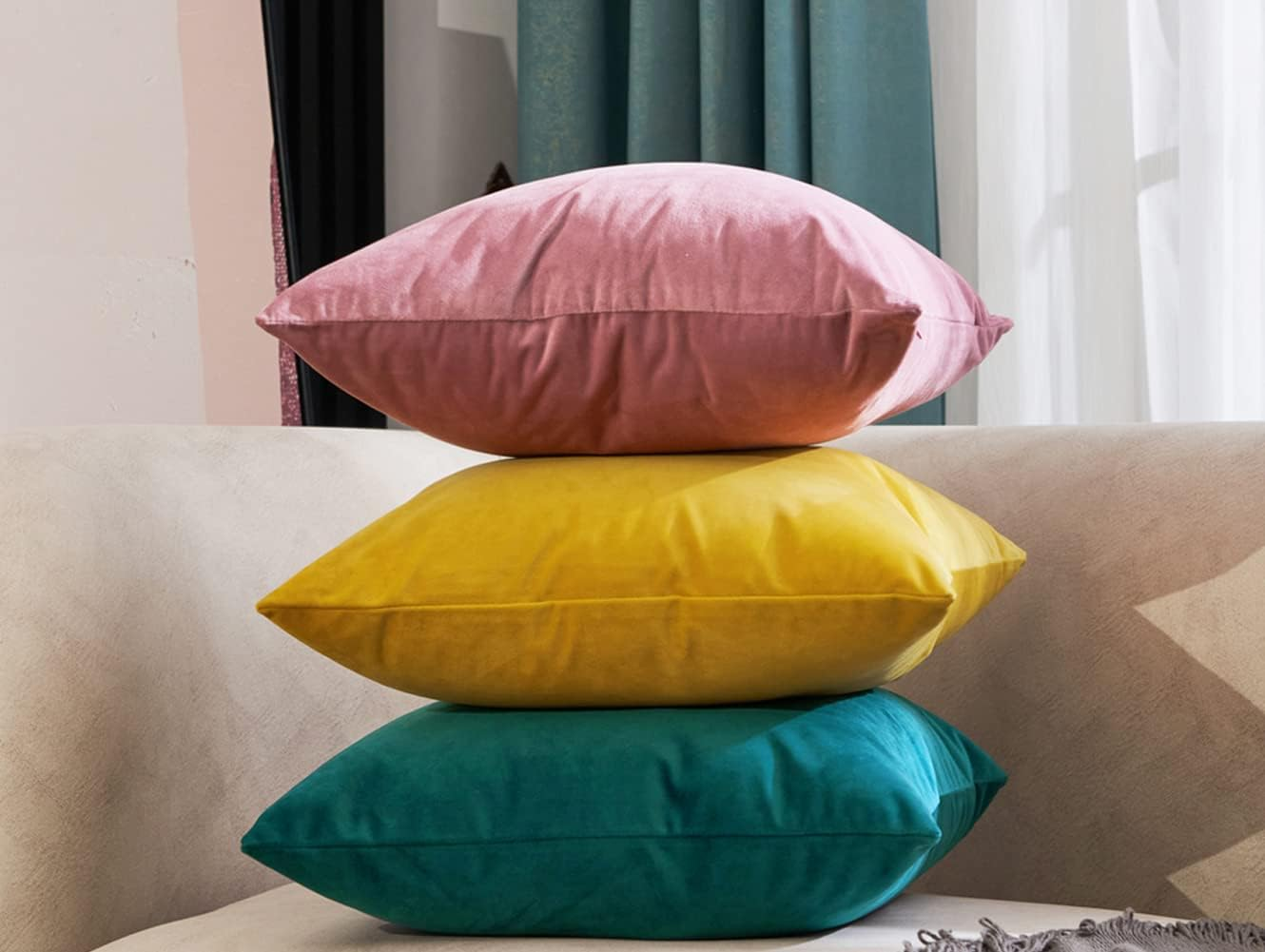 Lutanky Velvet Cushion Covers (Pack of 2) Lovely Rectangle Throw Pillow Cases Soft Solid Decorative Pillow Covers for Sofa Bedroom Car 12X20 Inch 30 X 50 Cm (Pink, 2 Pieces) image number 4