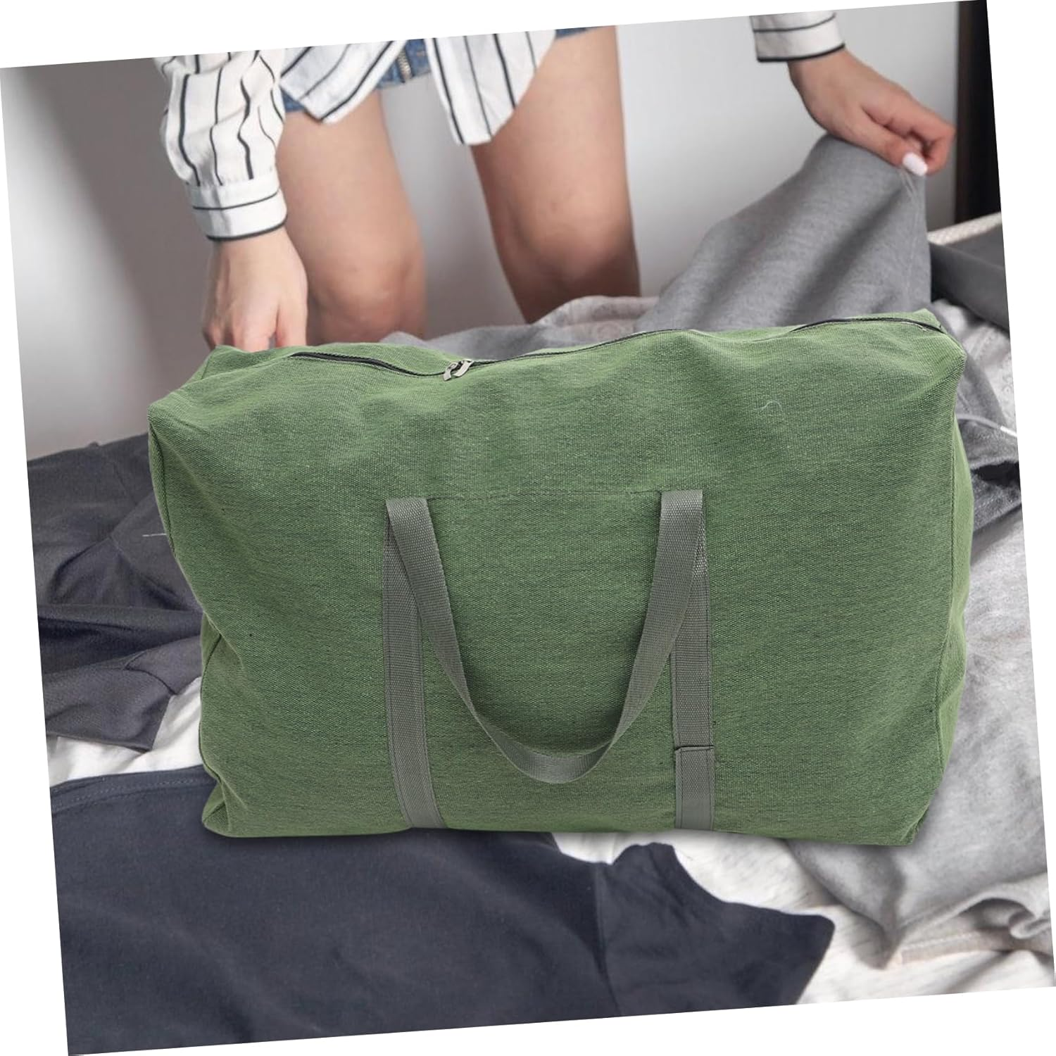 GALPADA Large Duffle Bag Canvas Travel Luggage Bag Olive Green Thickened Military-Style Large Capacity for Clothes Bedding Storage and Travel Random Color image number 6