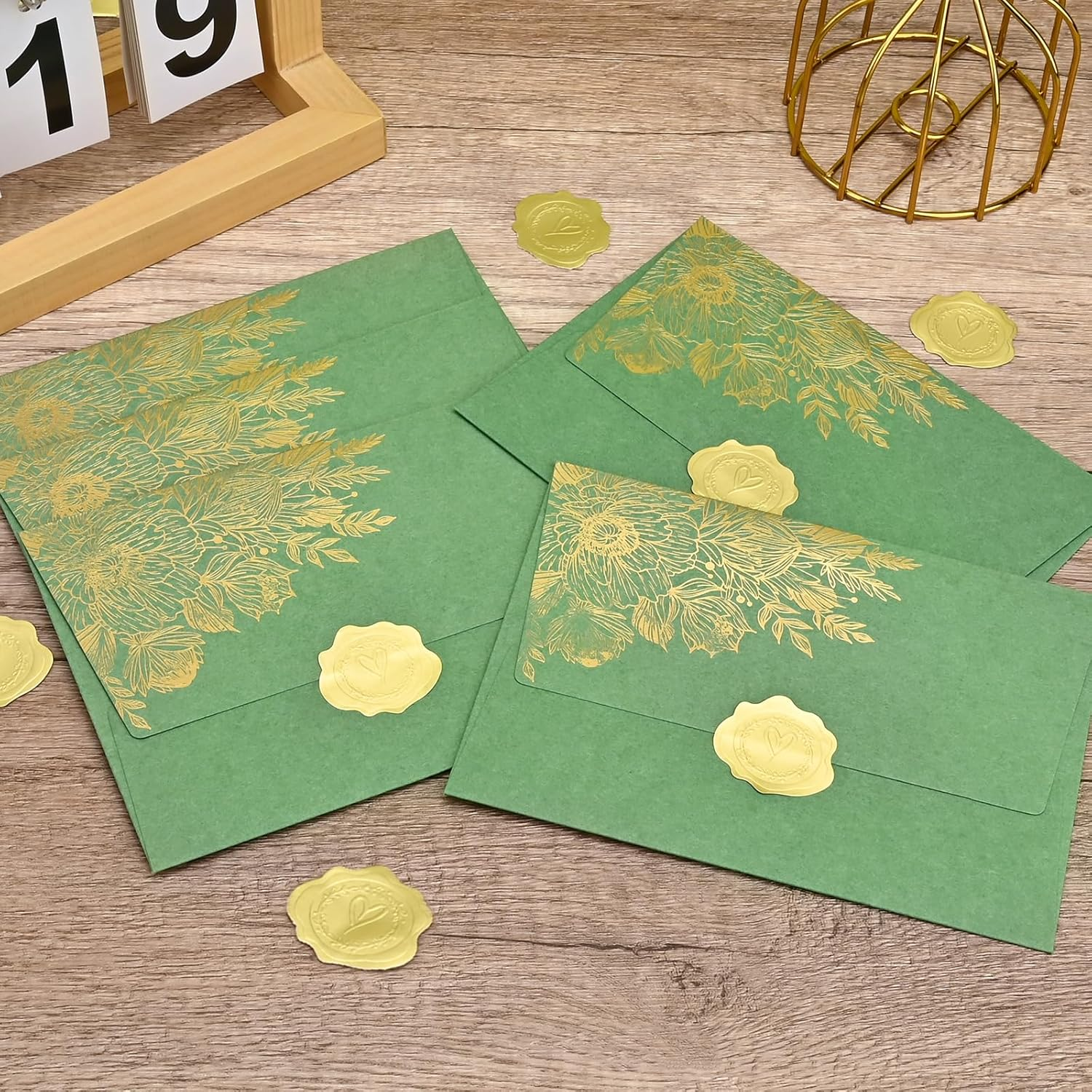 BAYTORY 10 Packs 4X6 Vintage Envelopes with Golden Flower Pattern, A6 Envelopes for Invitation, Greeting Card Envelope with Sealing Stickers for Weddings, Birthday, Graduation, Christmas (Green) image number 4