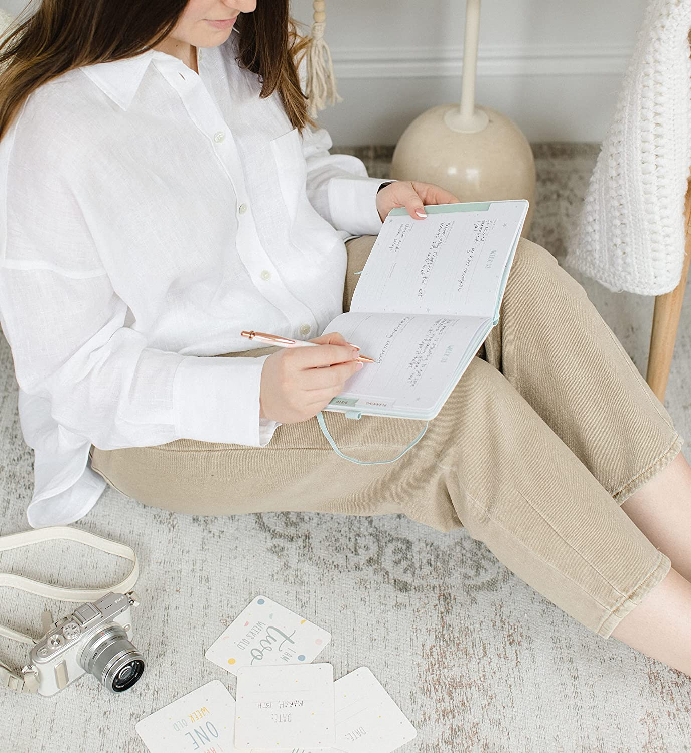 Busy B Baby B Pregnancy Journal with Diary, Notebook and 4 Storage Pockets - Cream, Neutral image number 4