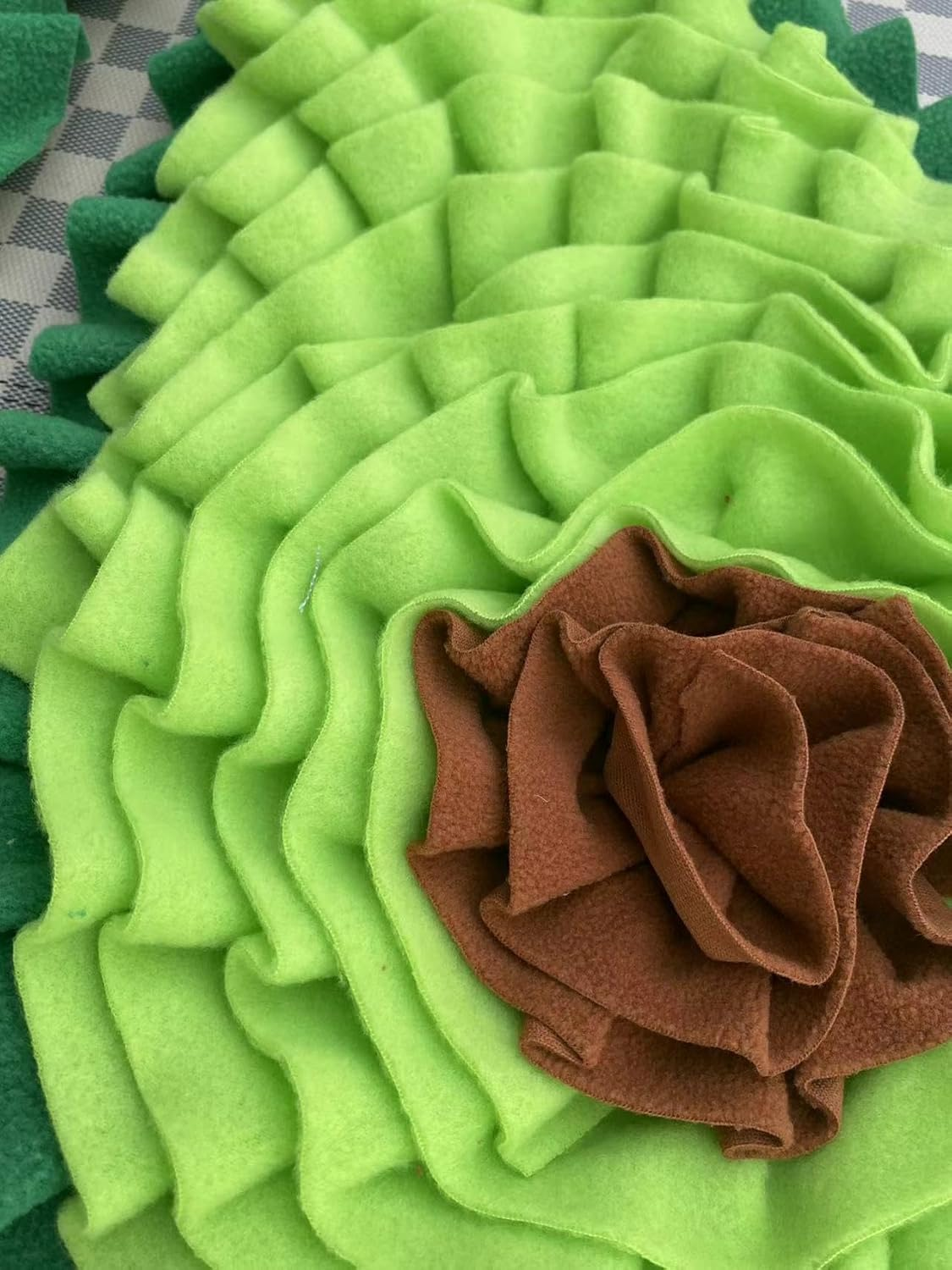 2Pcs of Avocado Shaped and Colored Cute Small Green Snuffle Mat for Small Dogs Cats, 41X30Cm, Sniffing and Foraging Mat image number 4