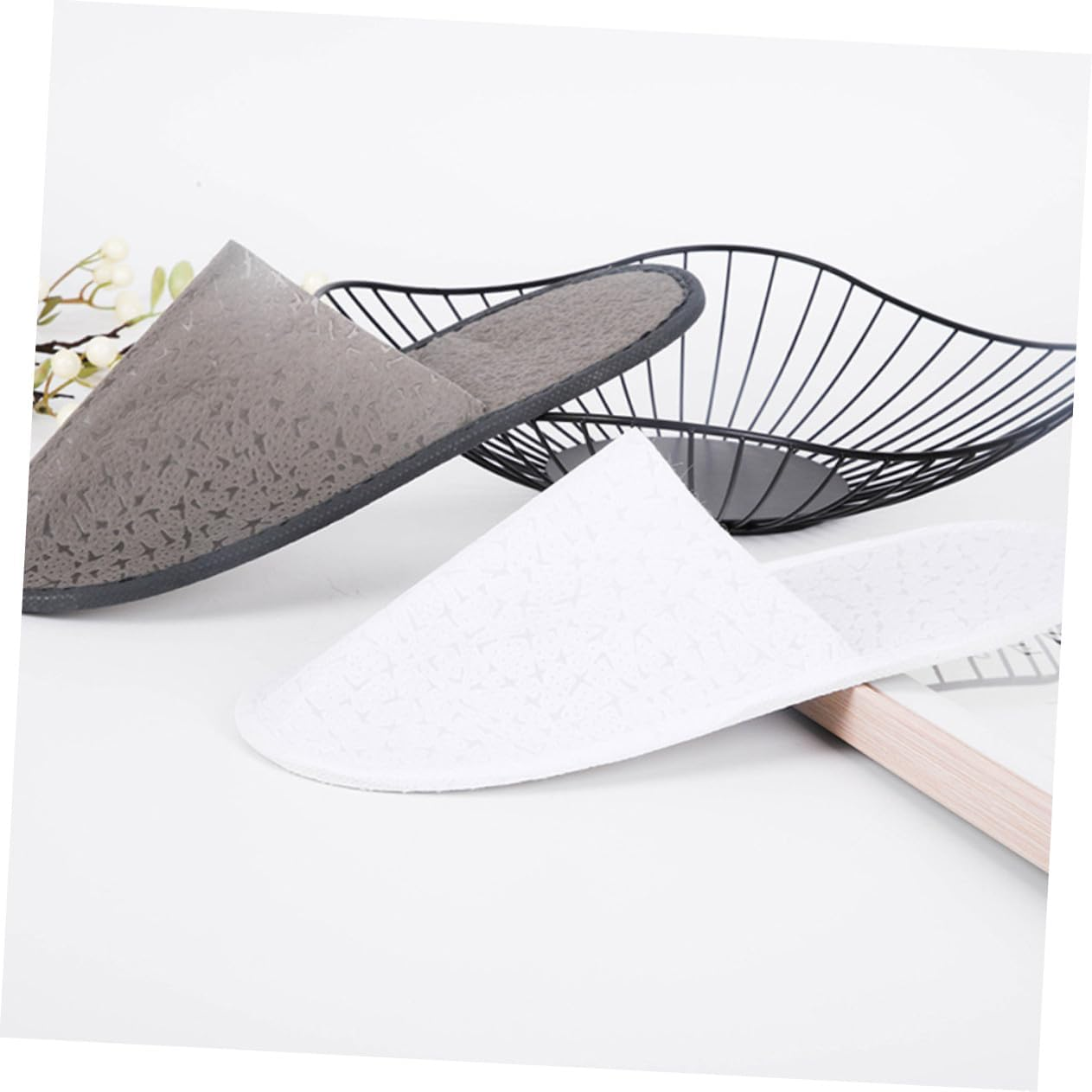 ARTSEWPLY 10 Pairs Disposable Non-Slip Closed Toe Slippers for Men Women Lightweight Breathable Hotel Spa Bedroom Slippers with Textured Sole Portable Travel Guest Footwear image number 2