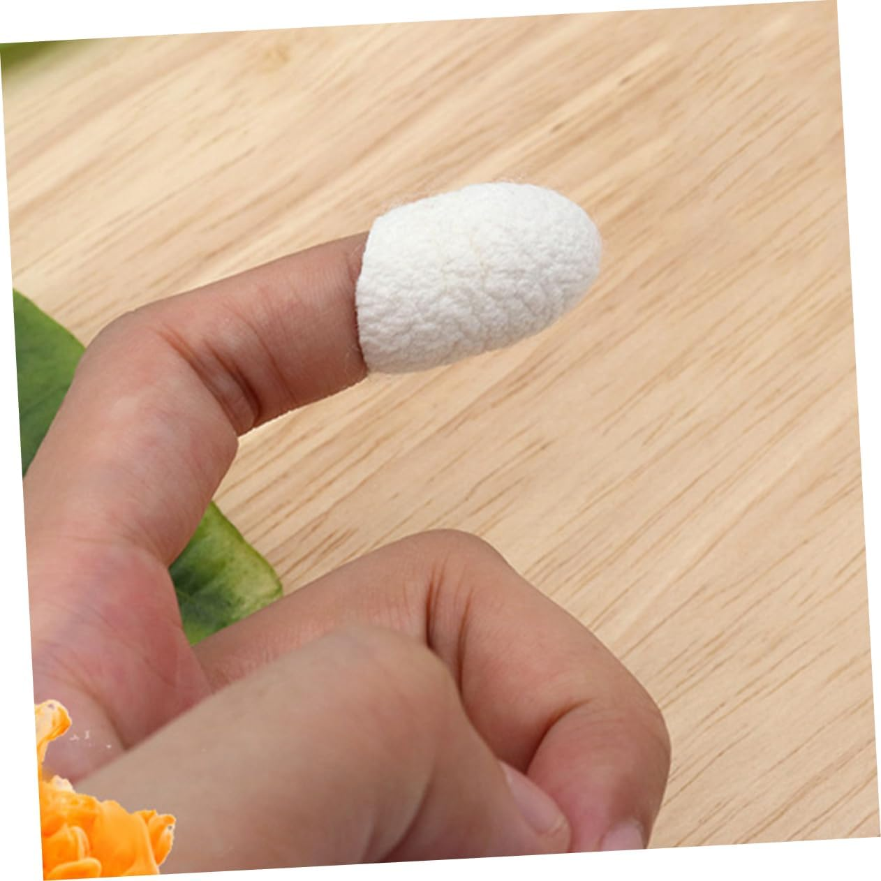 Healeved 20Pcs Silkworm Natural Face Cleaner Balls for Skin Care Cleansing Silkworm Ball Used in Facial Cleansing Routine image number 1