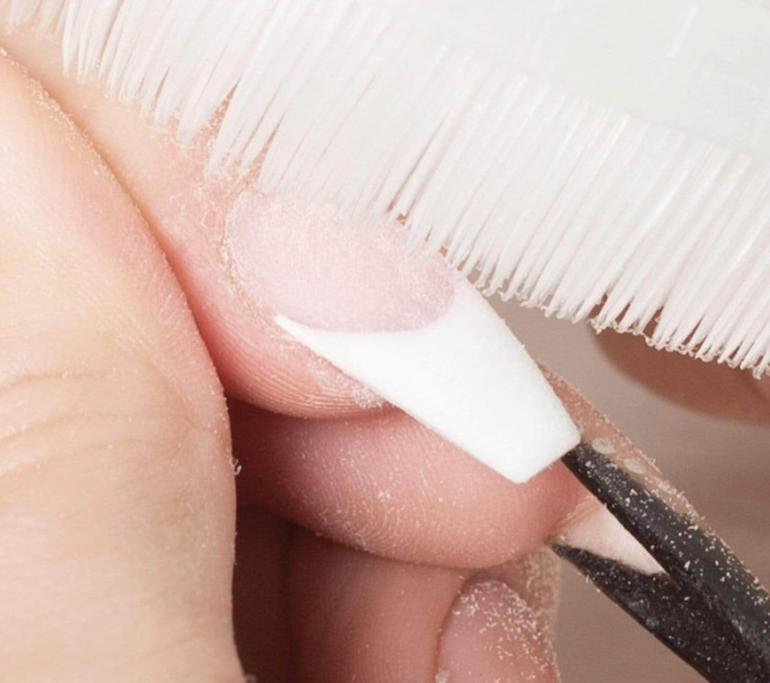 Plush Brush Nail Dusting Brush Sanitizable image number 1