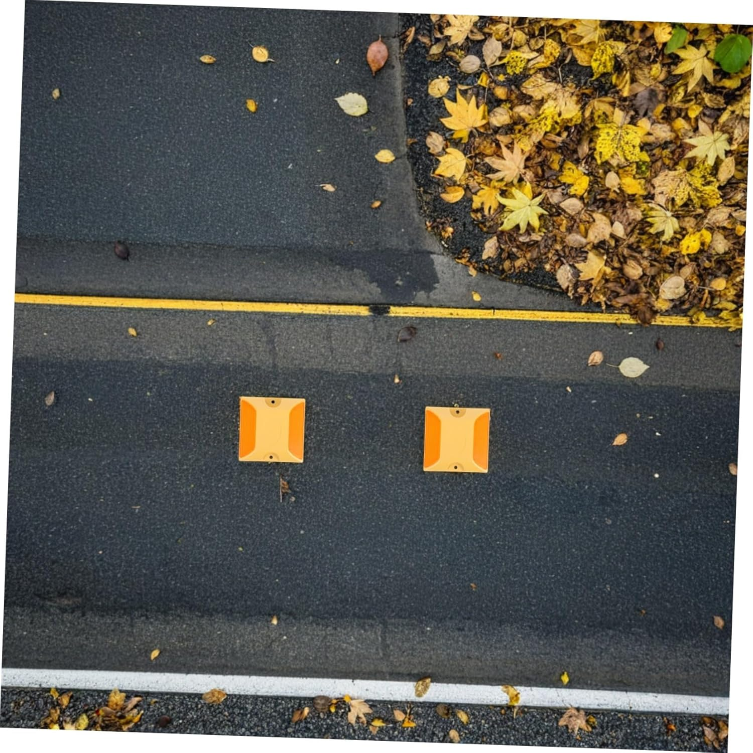 12Pcs Reflective Driveway Markers Heavy-Duty Abs Pavement Studs for Sidewalks and Freeways Crack-Resistant Road Reflectors Easy Installation for Driveways image number 6