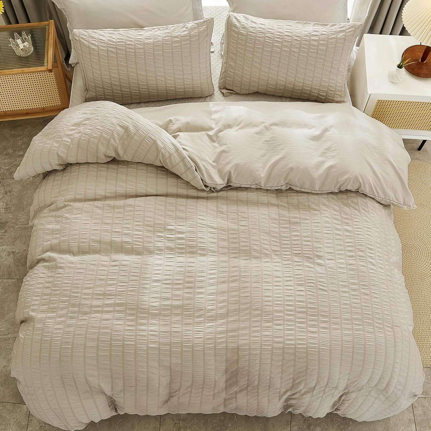 Avelom Beige Seersucker Duvet Cover Set Queen Size (90 X 90 Inches), 3 Pieces (1 Duvet Cover + 2 Pillow Cases), Ultra Soft Washed Microfiber, Textured Duvet Cover with Zipper Closure, Corner Ties image number 2