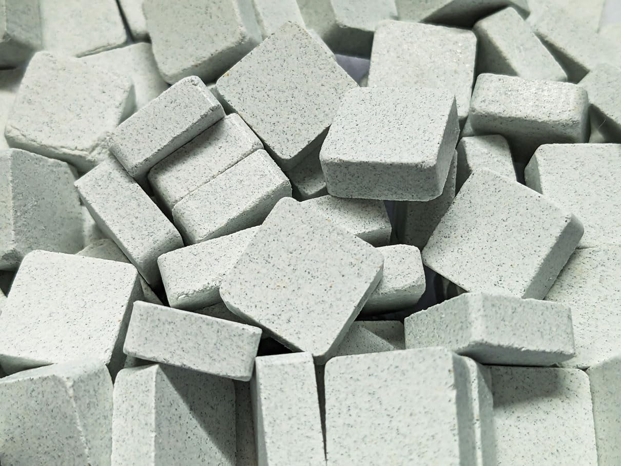 Mineral Blocks Food for Fish Shrimp Snails Plecos Crabs Nerites Ramshorns (15 X Spirulina) image number 2