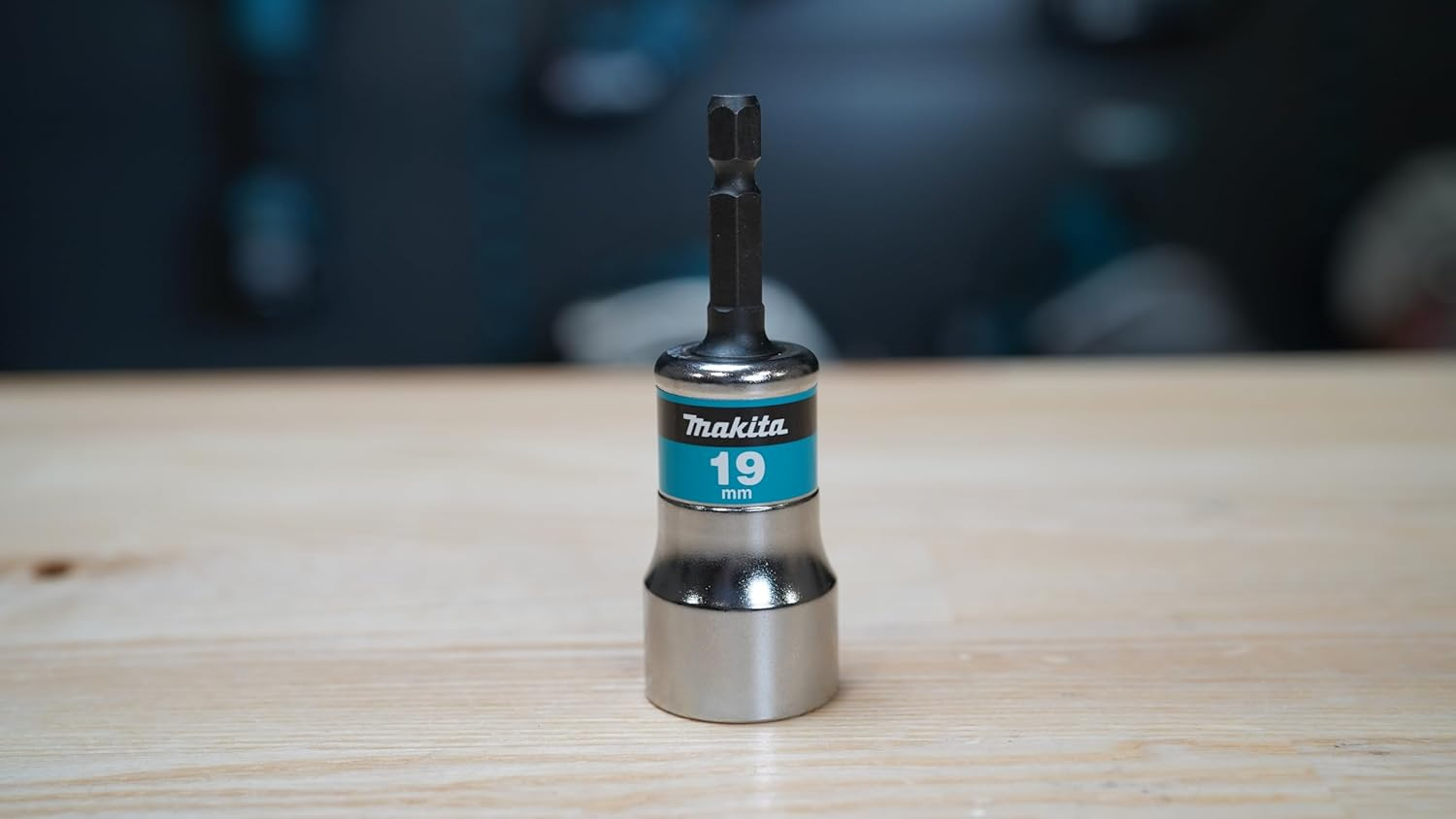 Makita Impact Premier Tilt Socket Bit, 19 Mm X 80 Mm image number 1