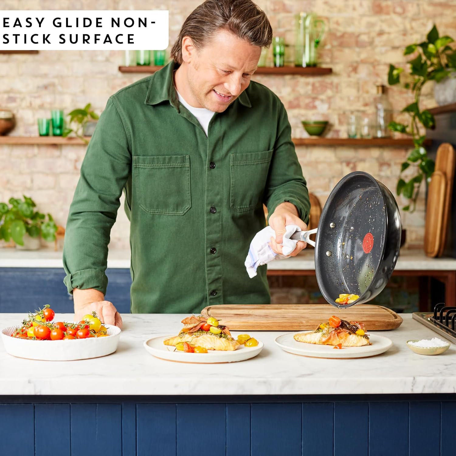 C471S255 Jamie Oliver by Tefal Enjoy Ceramic Induction Hard Anodised Twin Pack 24Cm/28Cm Frypan ​+ Bonus Pan Protector​ image number 1