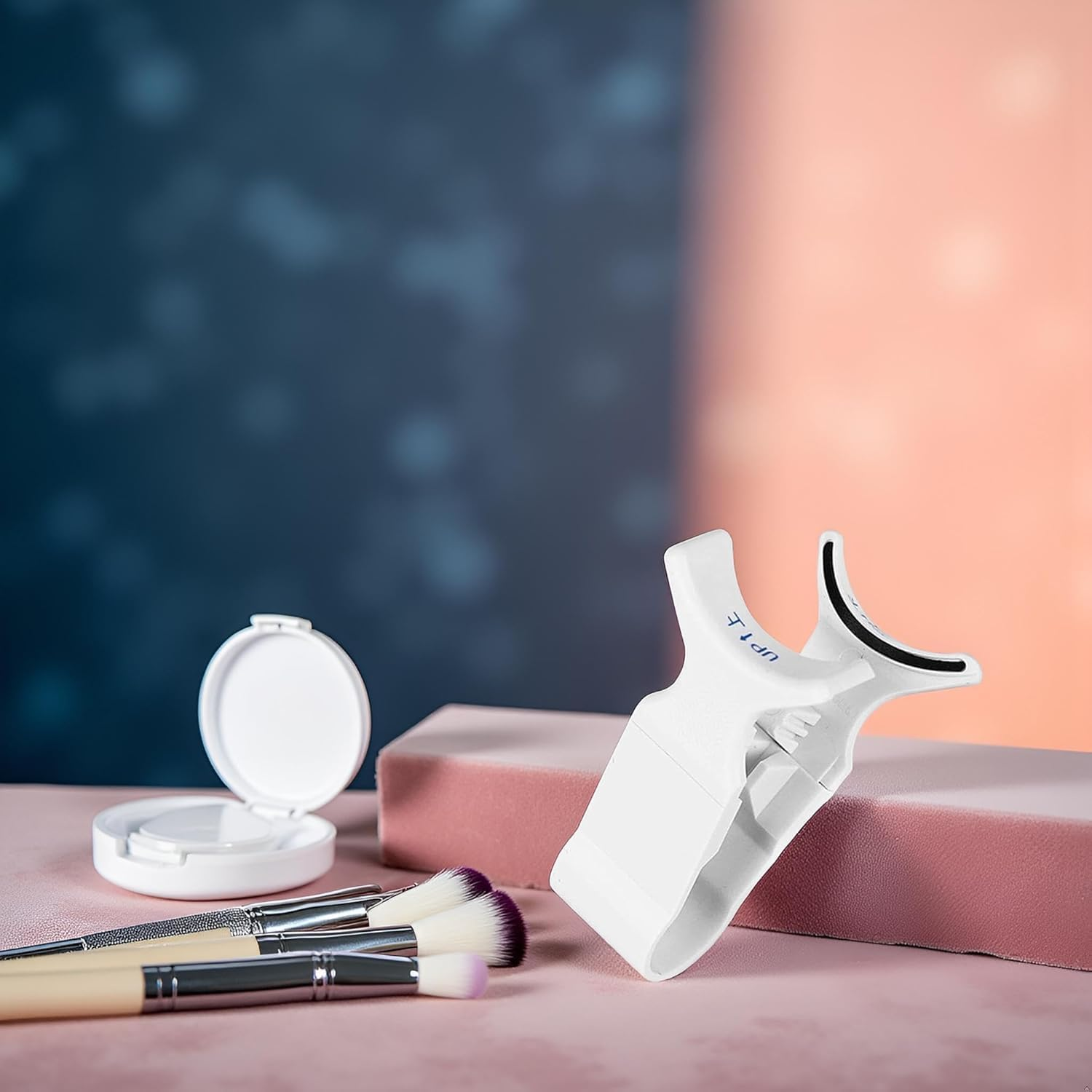 Magnetic Eyelashes Applicator - Cat Eye Look Wispy Lashes | Natural Look False Lashes | 3D Curved Design Eyelash | Eyelashes with Magnetic Lash Applicator | Styling Tool for Lounging, False Lashes image number 5