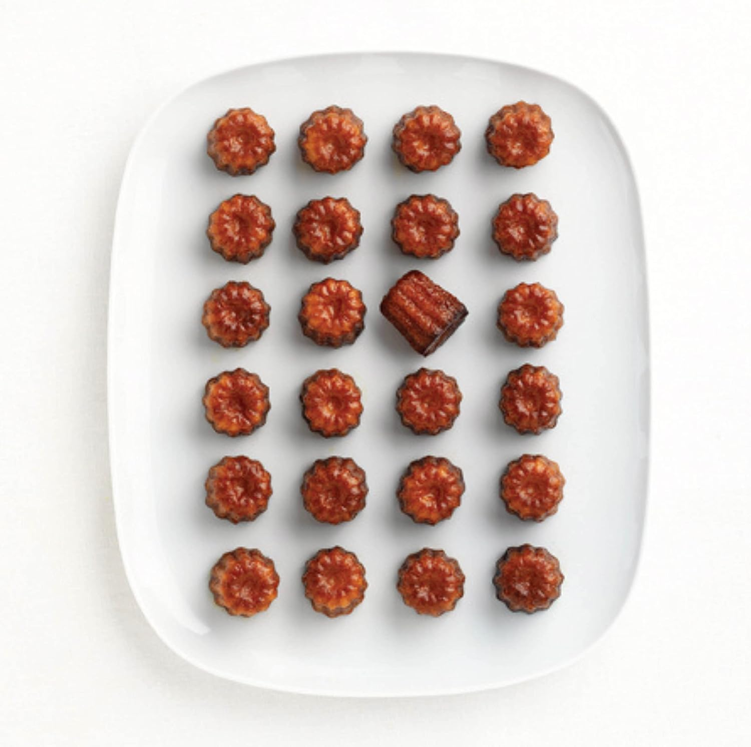 Mastrad &ndash; 28 Cavity Canele Mold/Pan, Silicone, Nonstick, Dishwasher Safe, Heat Resistant Cannele Mold, F43514 image number 2