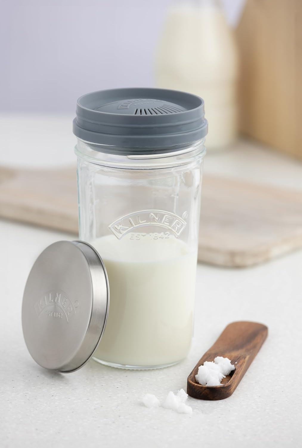 Kilner Glass Kefir Jar Set, 500Ml with Silicone Strainer Cap, Beechwood Measuring Spoon and Stainless Steel Lid - 0025.084 image number 1