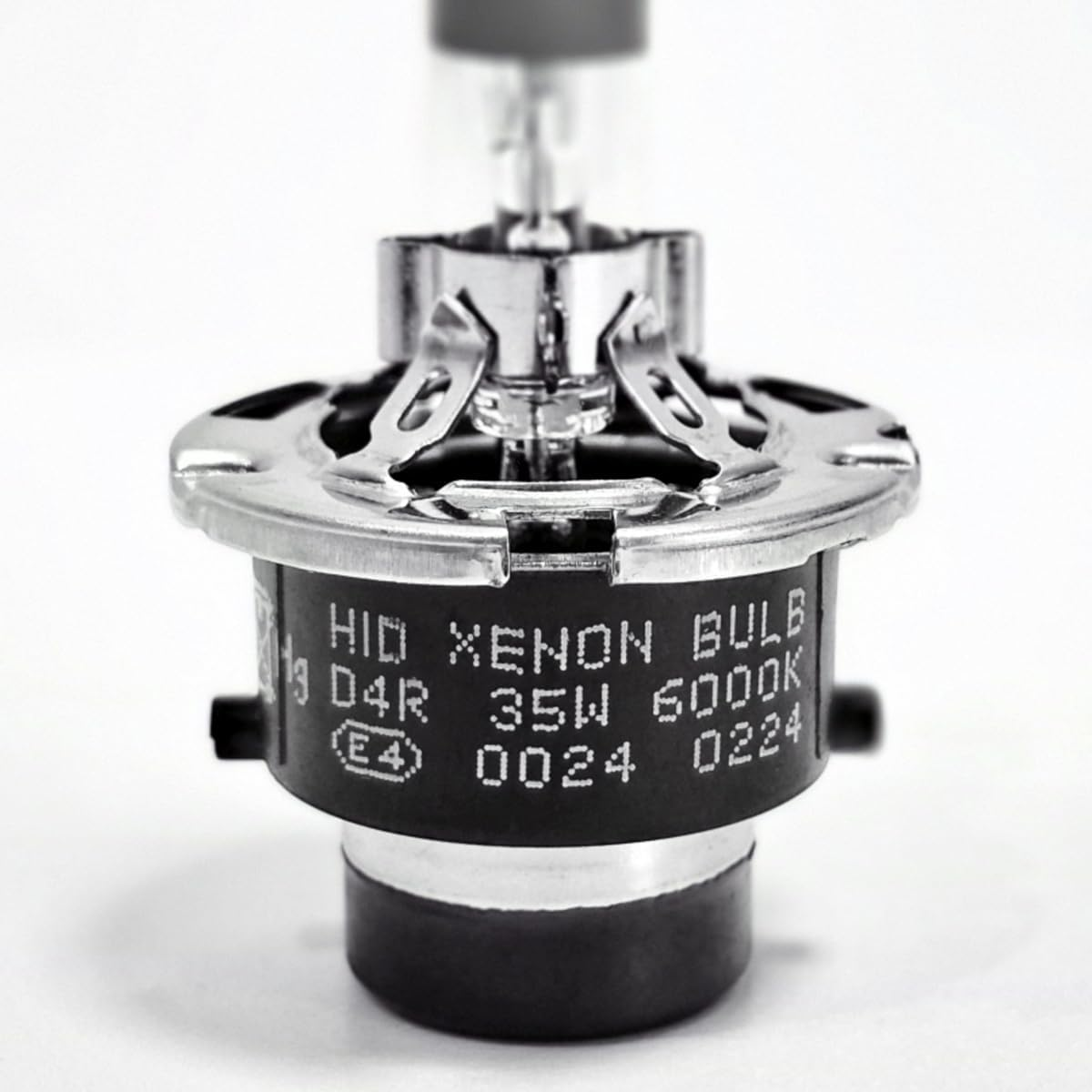 Premium D4R HID Xenon Headlight Bulbs (Pair) &ndash; 6000K Pure White, 35W/42V &ndash; OEM Replacement with German UV Quartz Burners &ndash; 3-Year Warranty image number 2