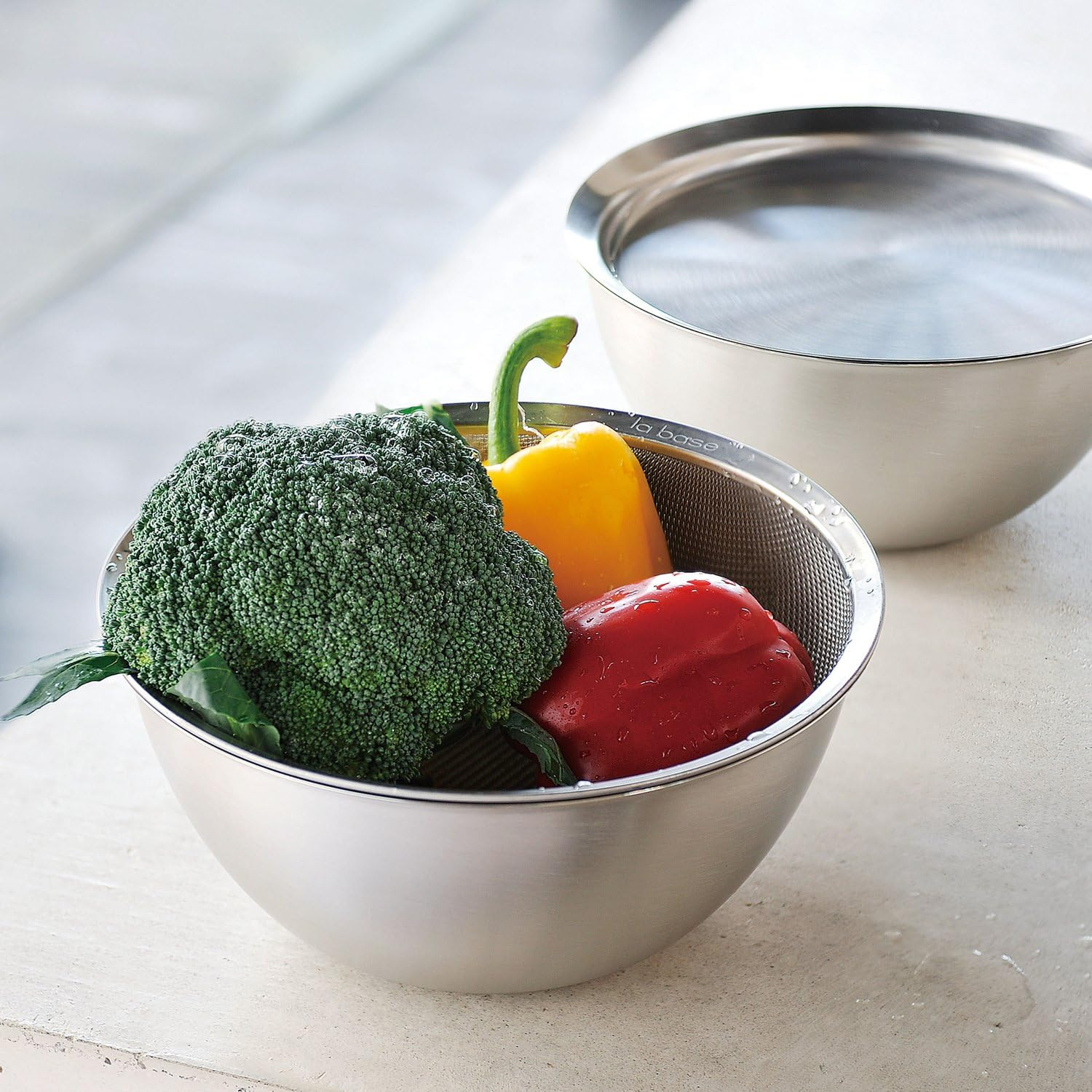 La Base LB-9354 Tsubamesanjo Stainless Steel round Colander & Bowl, Medium, 2-Piece Set, Made in Japan image number 2