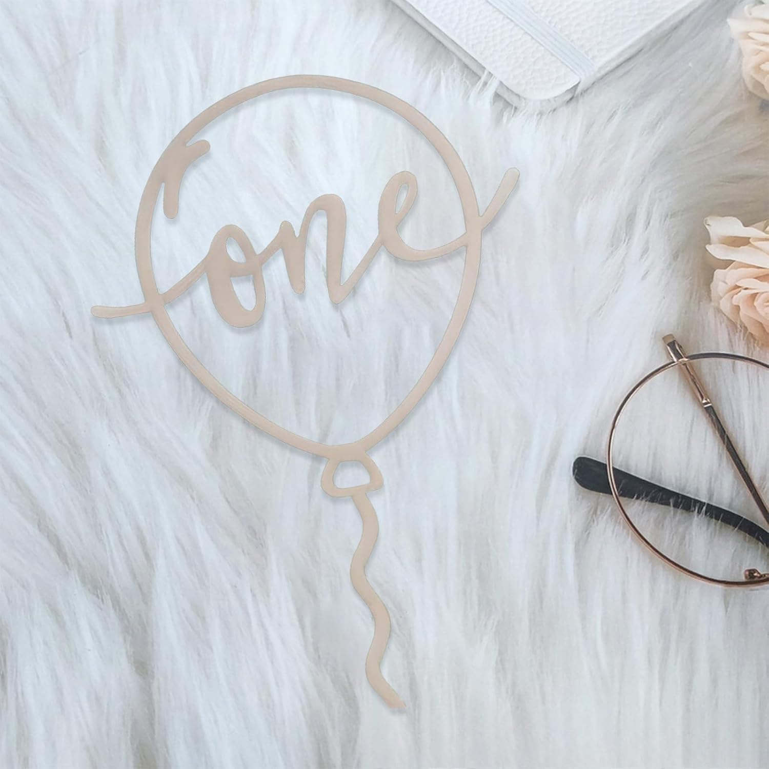 Celebrate Baby'S First Birthday with a Charming 'One' Balloon Design Cake Top, Perfect for Capturing Memories in Photos, Ideal Party and Shower Decoration image number 4