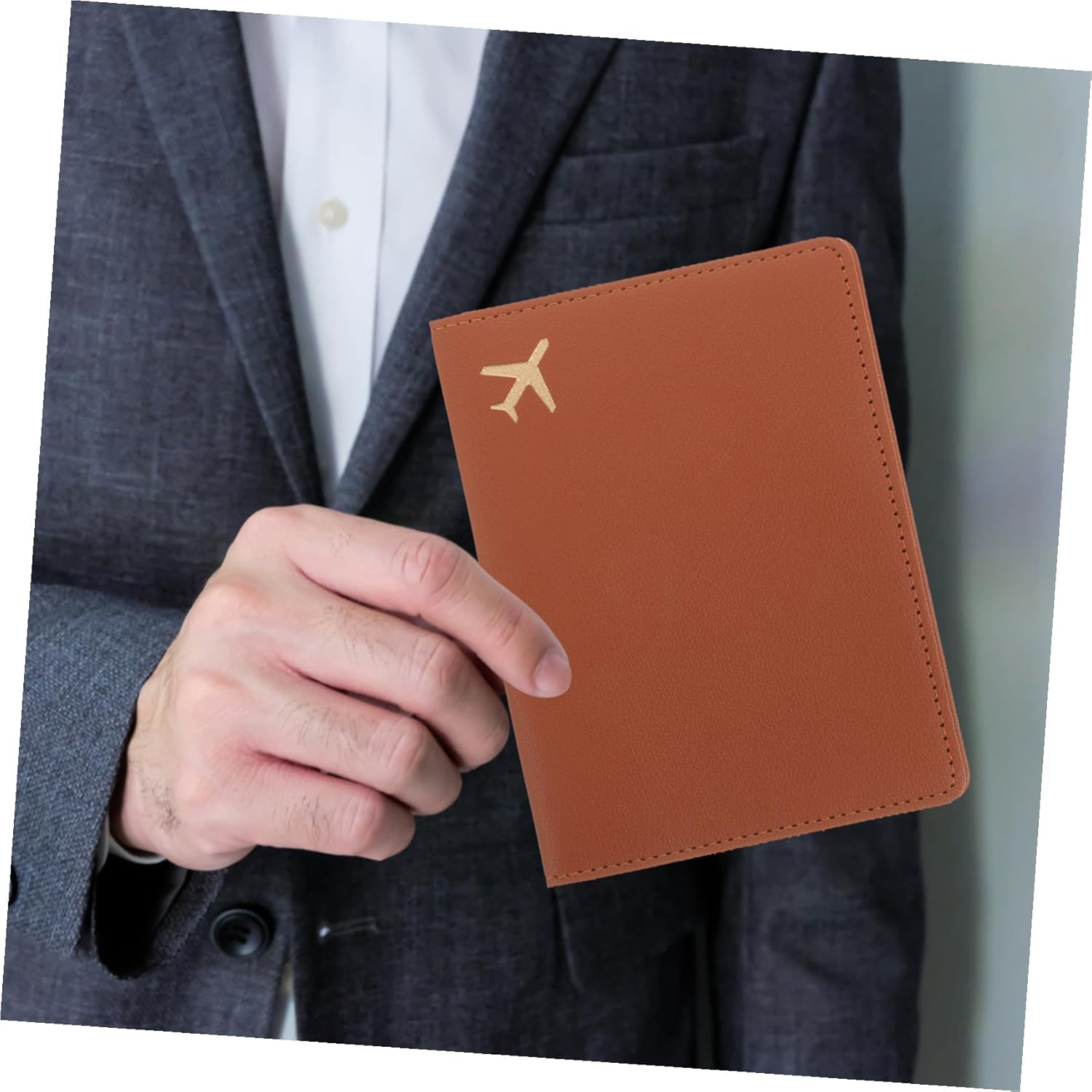 GAXIRE Travel Passport Holder Pu Leather RFID Blocking Card Holder Case with Zipper Pocket for Men Women Family Travel Document Organizer Brown image number 4