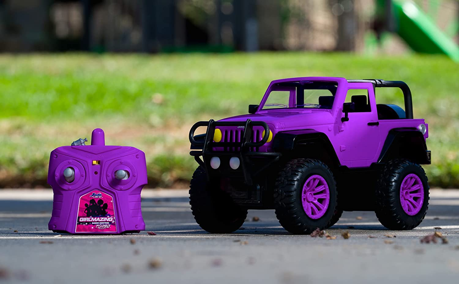 Jada Toys GIRLMAZING Big Foot Jeep R/C Vehicle (1:16 Scale), Purple image number 5