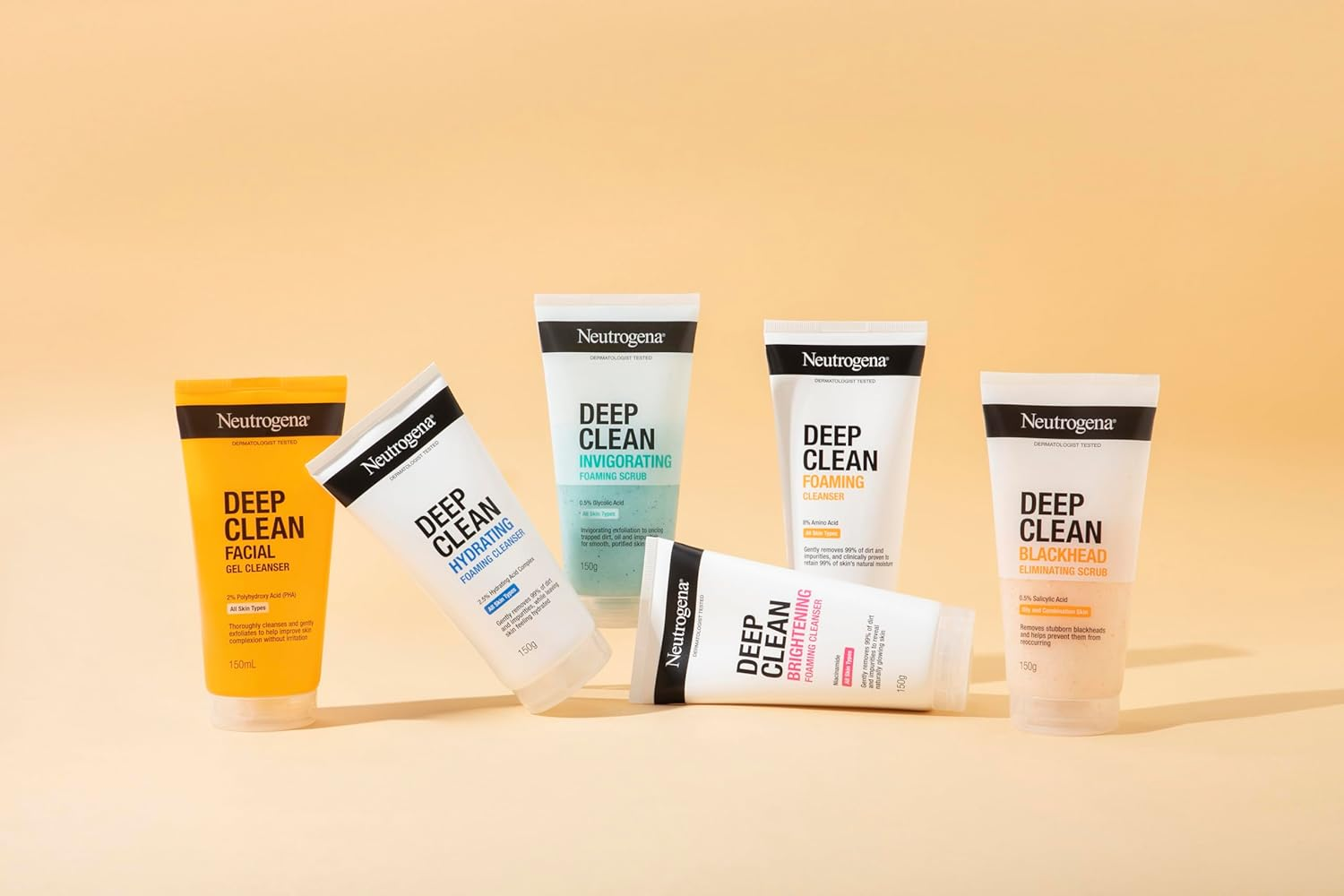 Neutrogena Deep Clean Invigorating Foaming Scrub 150 G