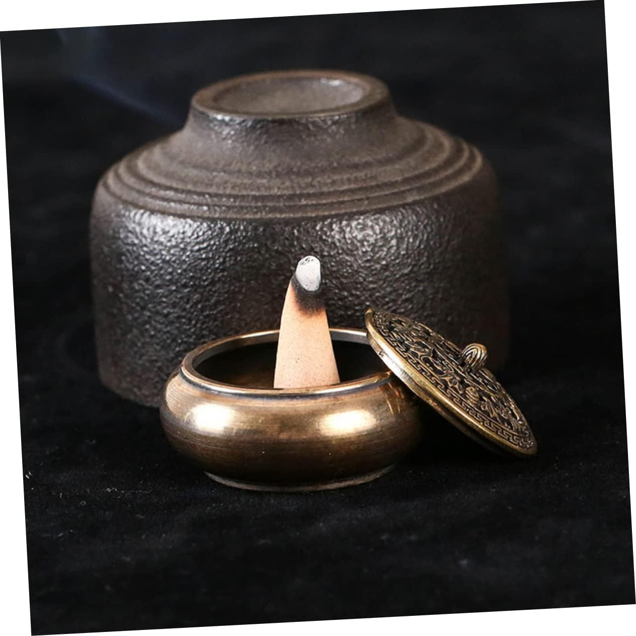 2Pcs Mini Brass Vintage Coil Incense Burner Censer Desktop Decor for Home Office Tea Ceremony Incense Sticks Holder Stylish image number 1
